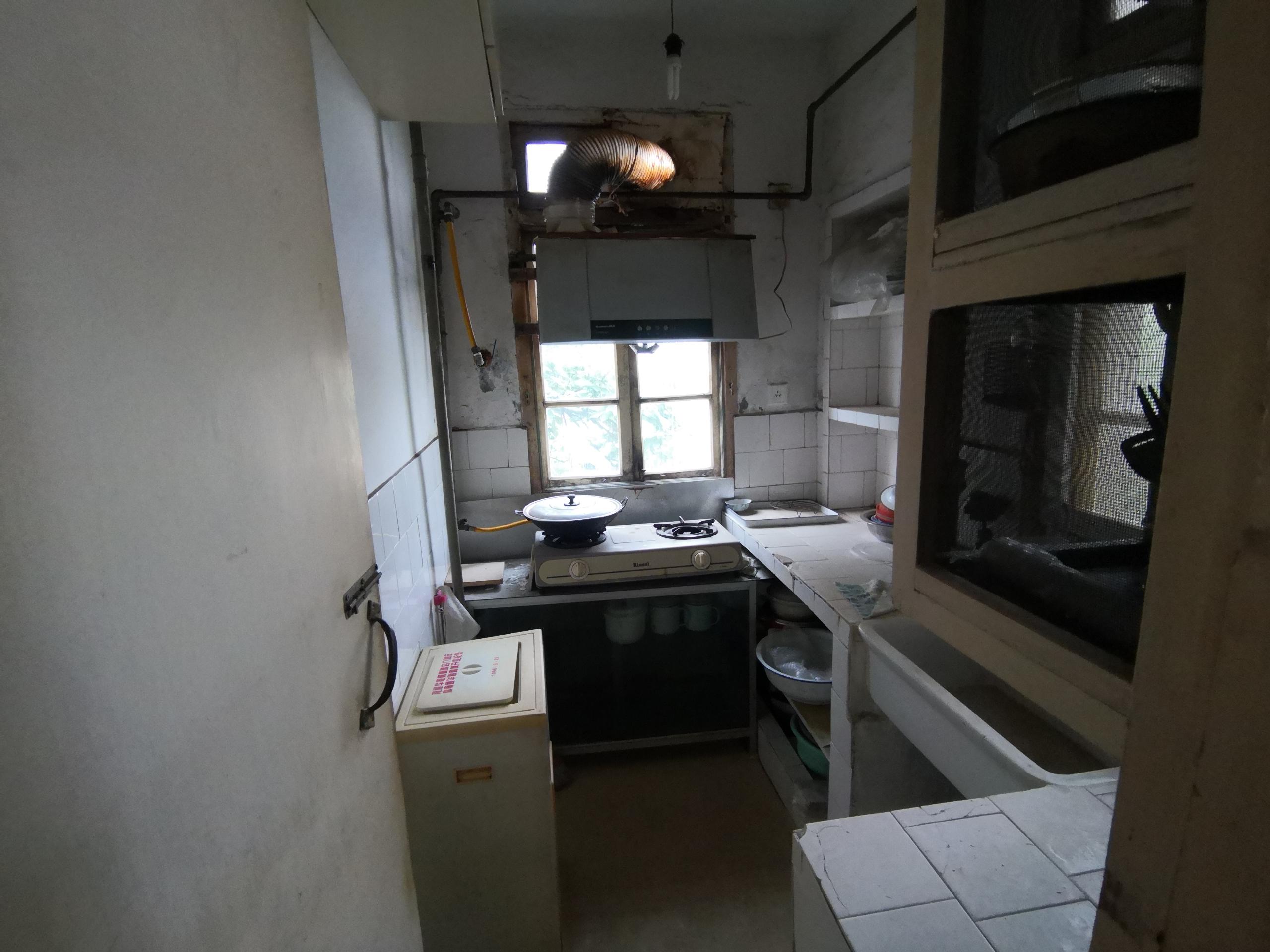 虹桥南村 2室1厅1卫 60.00m&sup2;