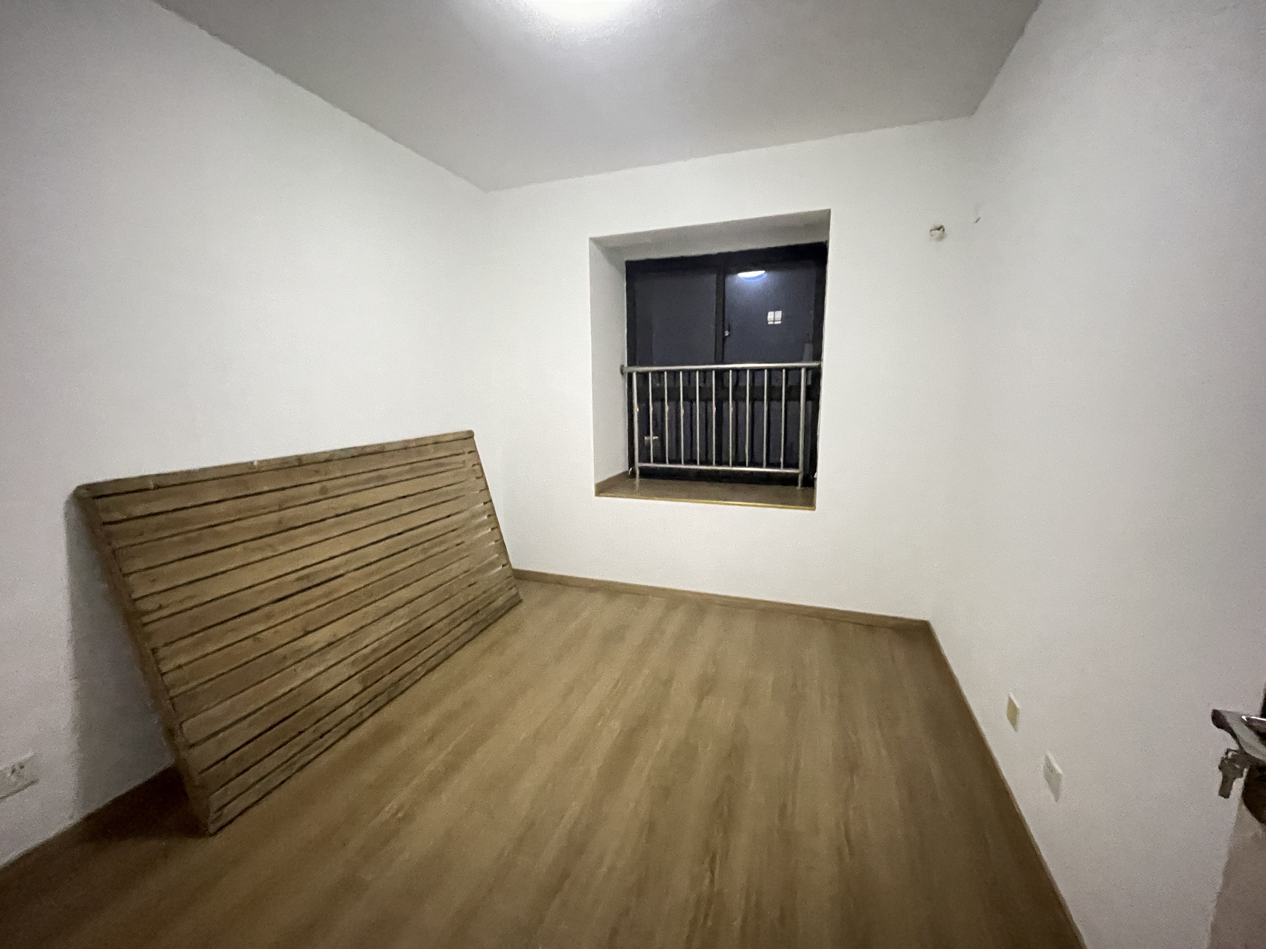 同和嘉苑 2室2厅1卫 100m&sup2;