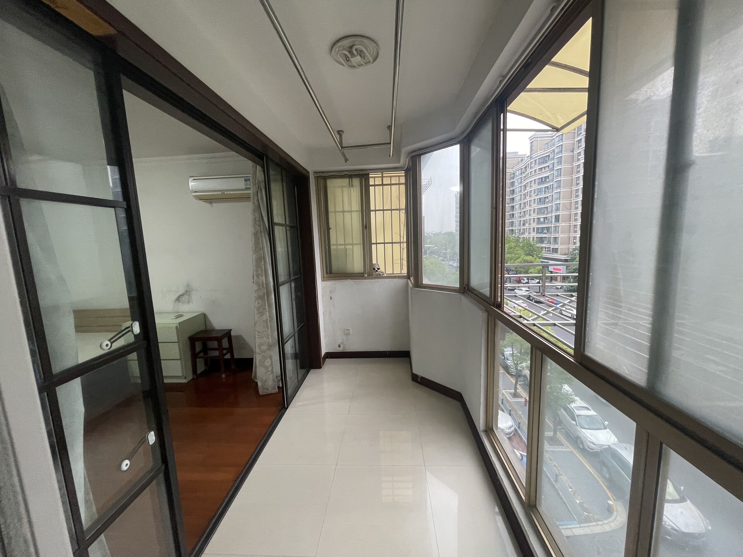 天都花苑 4室2厅1卫 154m&sup2;