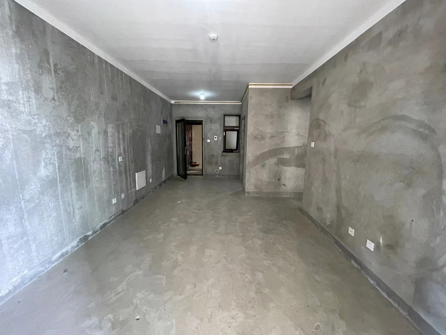 华强城 2室2厅1卫 88m²