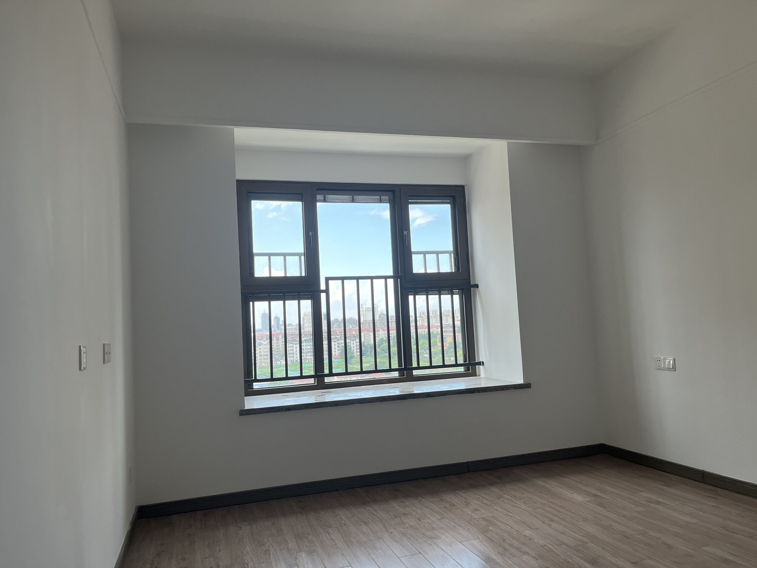雅居乐鑫基中央公馆东区 4室2厅2卫 182.27m&sup2;