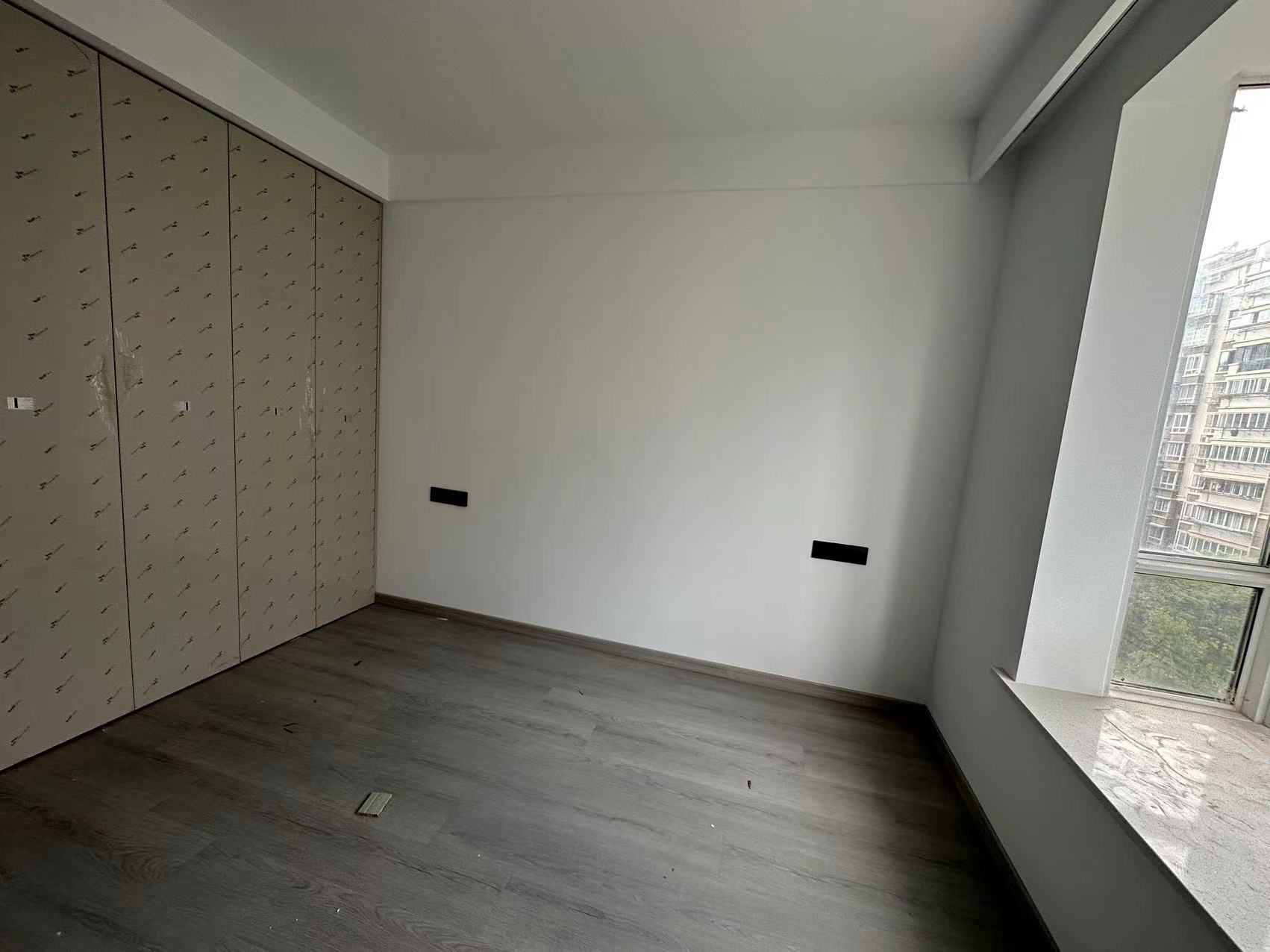 天晖苑 2室2厅1卫 98m&sup2;