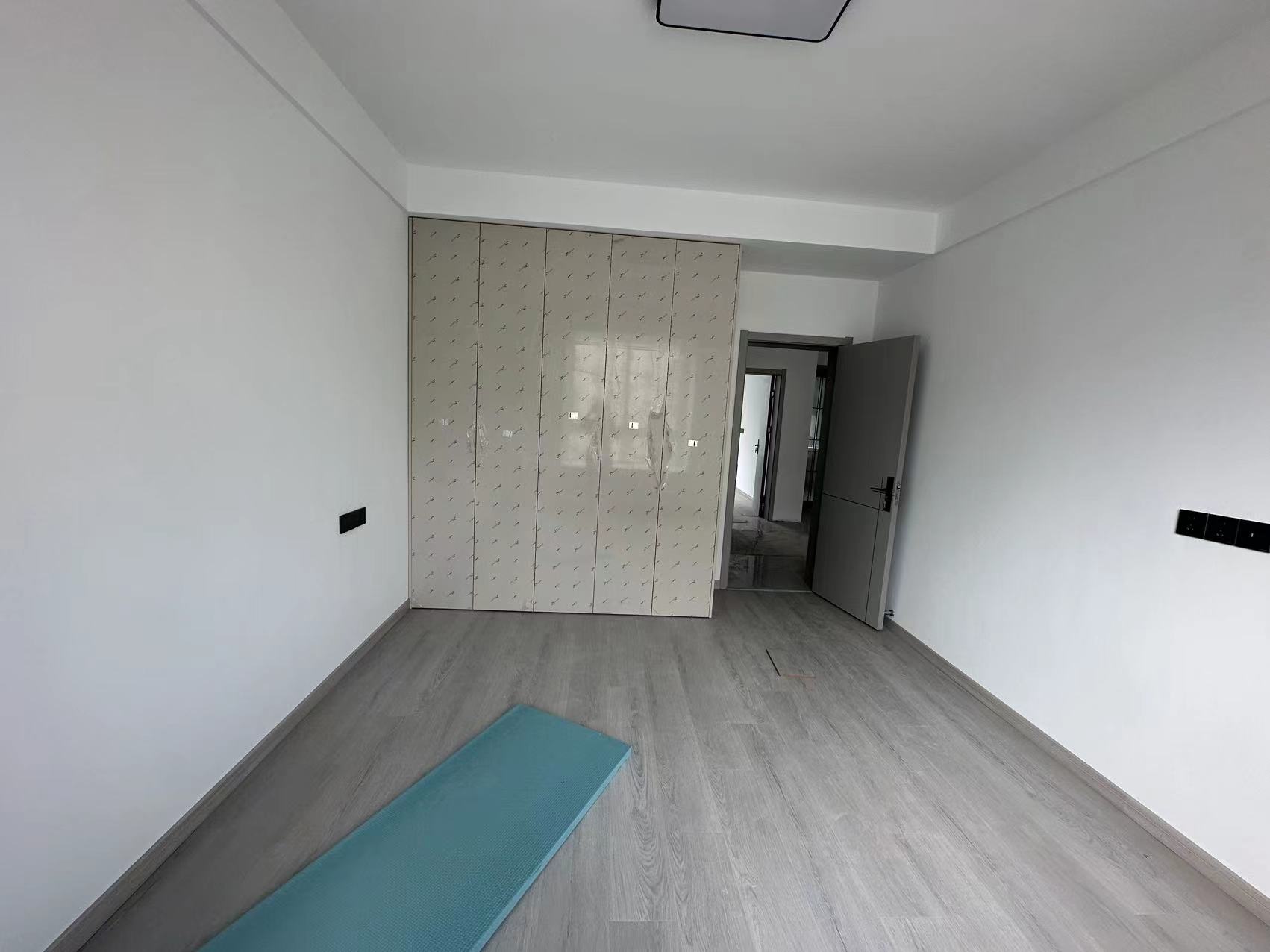 天晖苑 2室2厅1卫 98m&sup2;