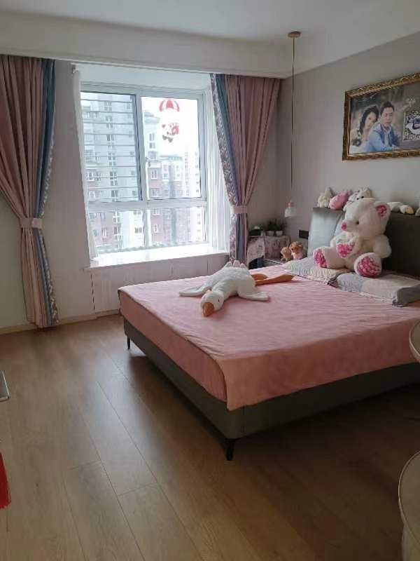 龙湖佳苑 3室2厅1卫 97.00m&sup2;