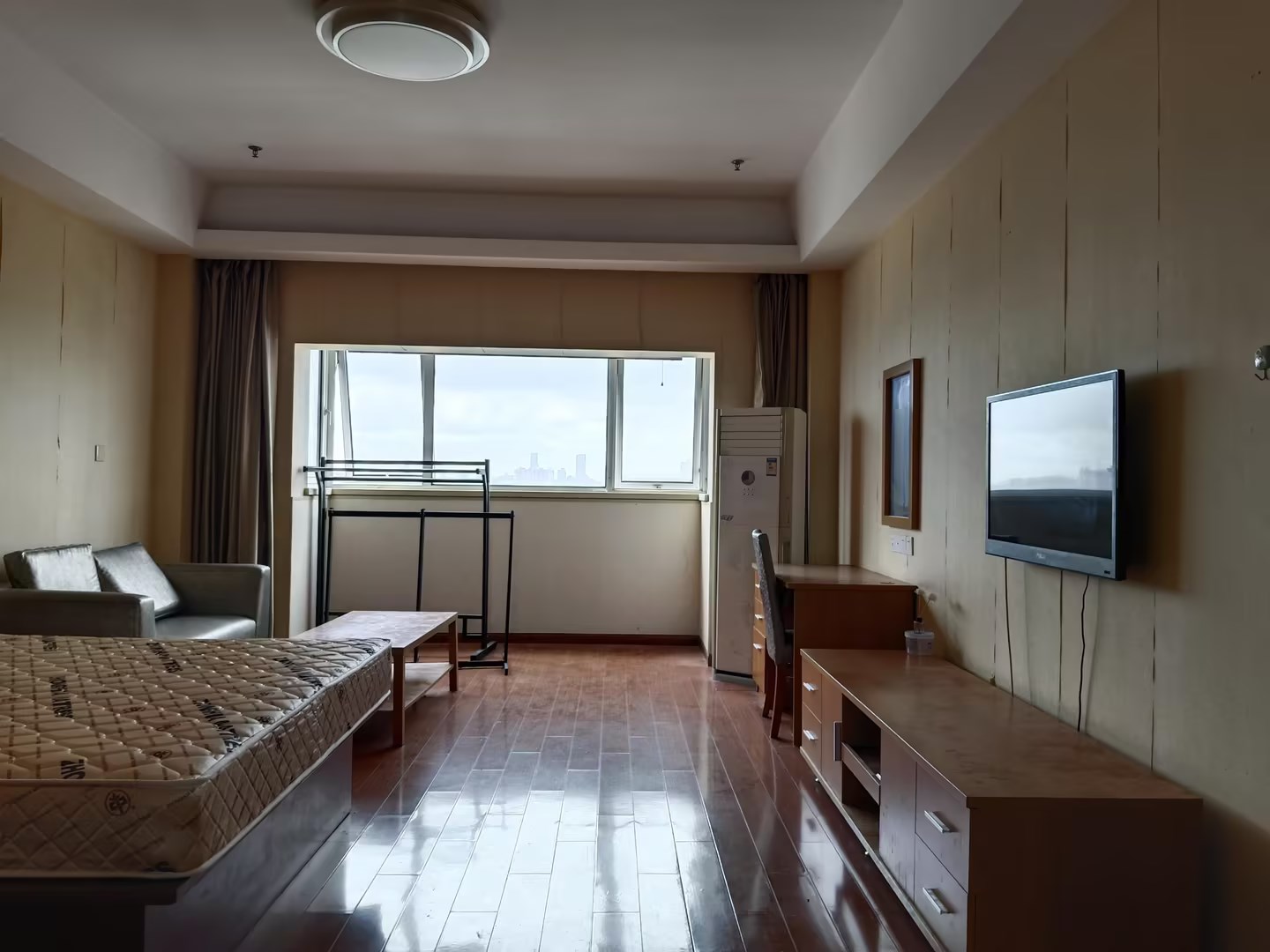 金海岸国际广场 1室1厅1卫 70m&sup2;
