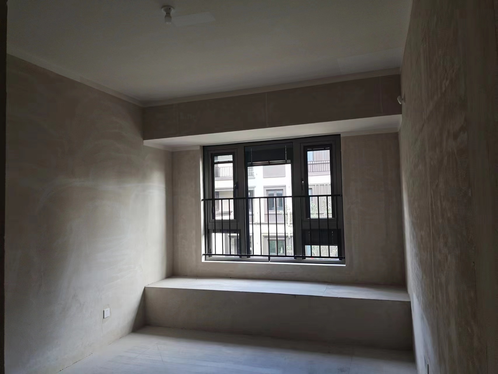 澜庭序 4室2厅2卫 306m&sup2;