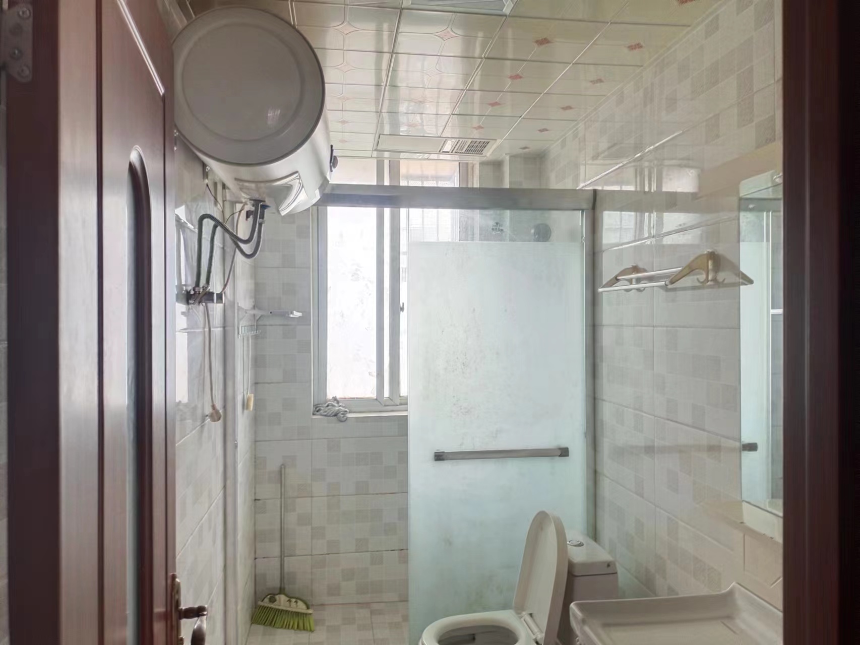 双霞花苑 3室2厅2卫 130m&sup2;