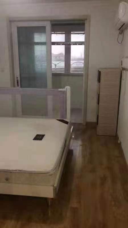 城山花园 2室2厅1卫 90m&sup2;