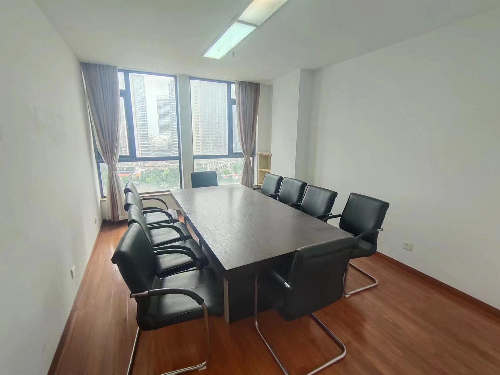 中南世纪城 1室1厅1卫 160m&sup2;