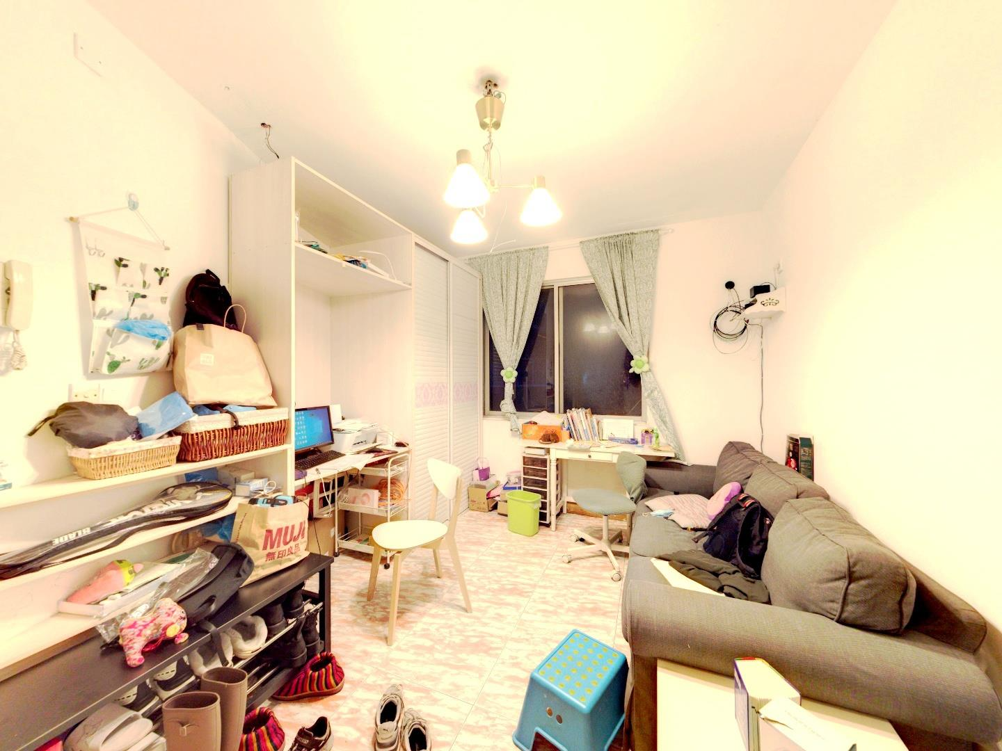虹桥东村 2室1厅1卫 68m&sup2;