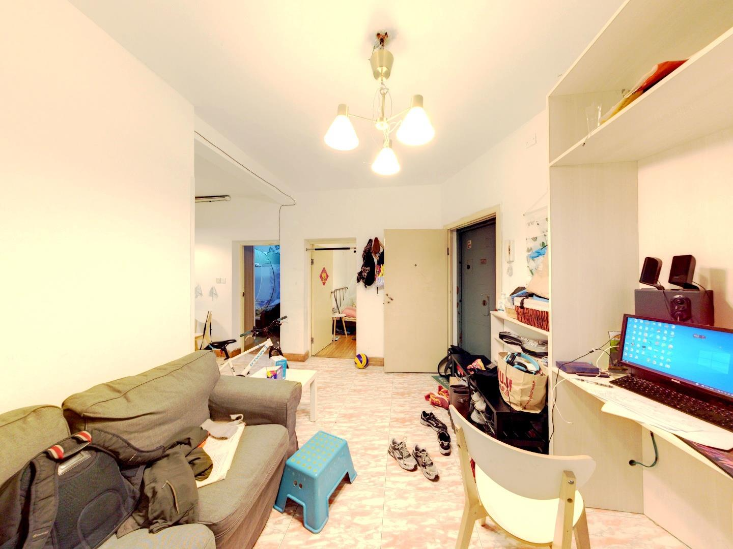 虹桥东村 2室1厅1卫 68m&sup2;