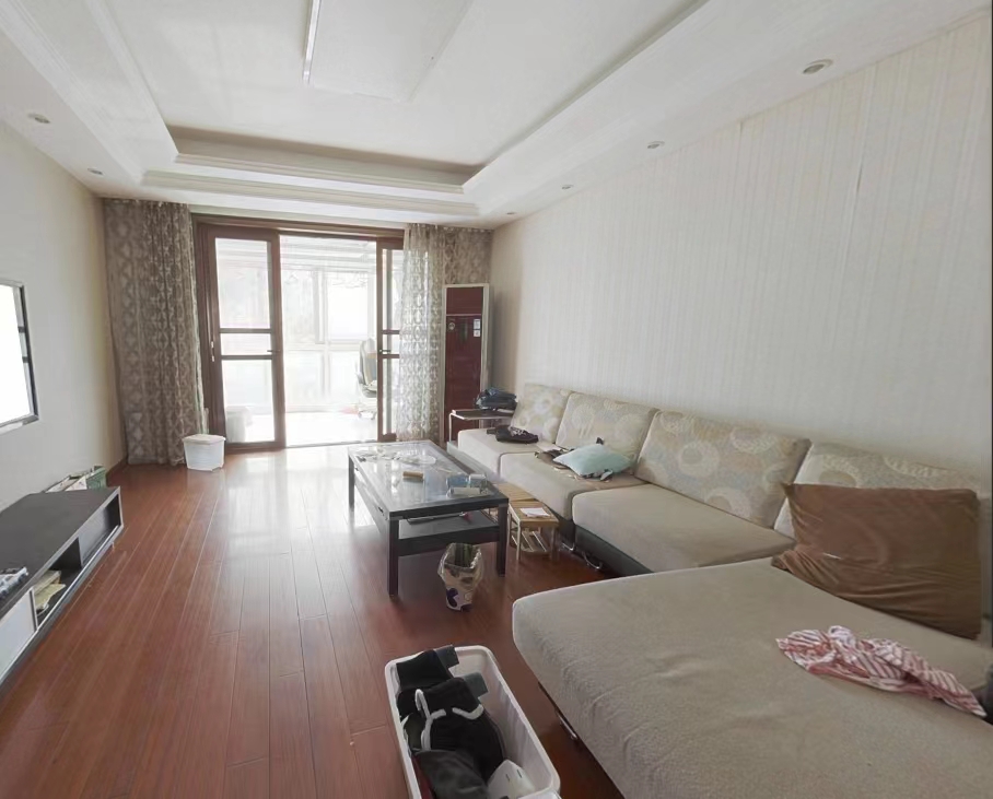 恒生汇金苑 3室2厅2卫 128m&sup2;