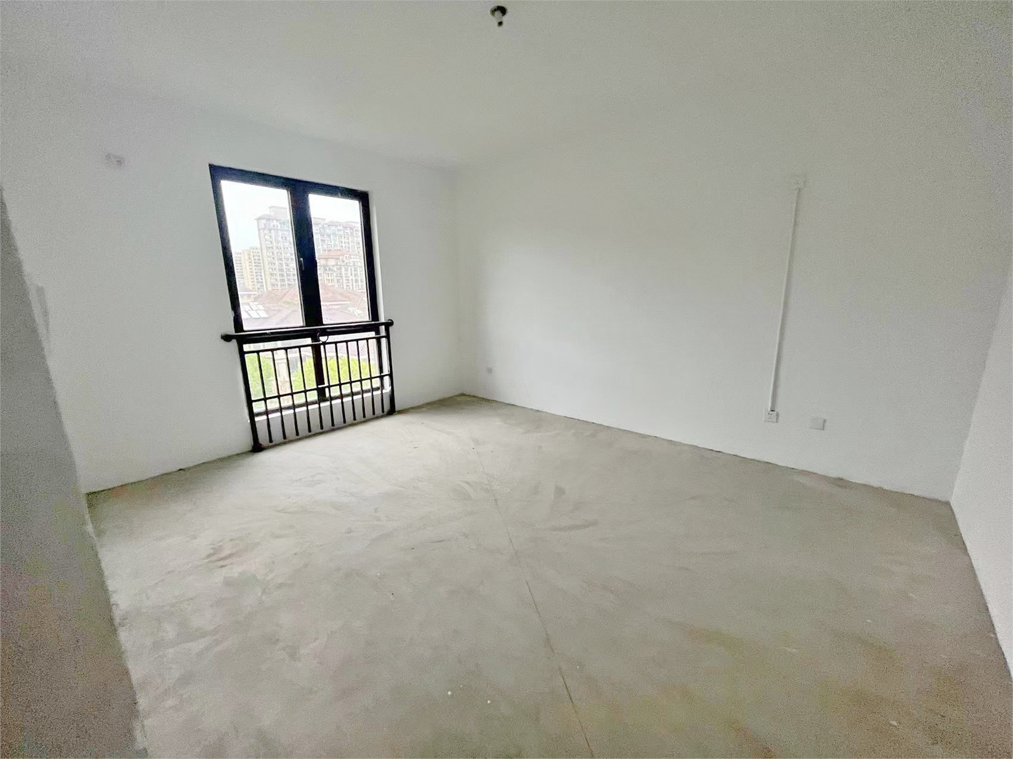 城市嘉苑 8室2厅2卫 310m&sup2;