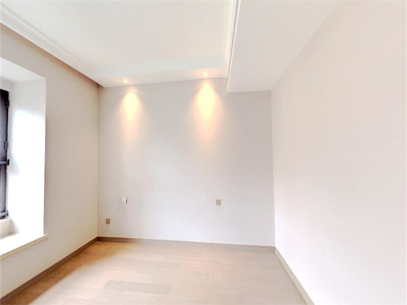 静海府 3室2厅2卫 128m²