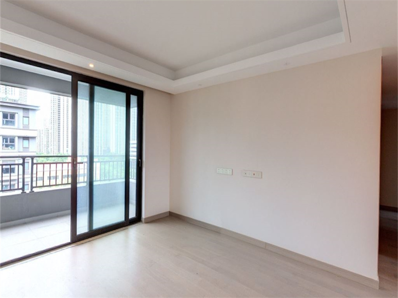 静海府 3室2厅2卫 128m²