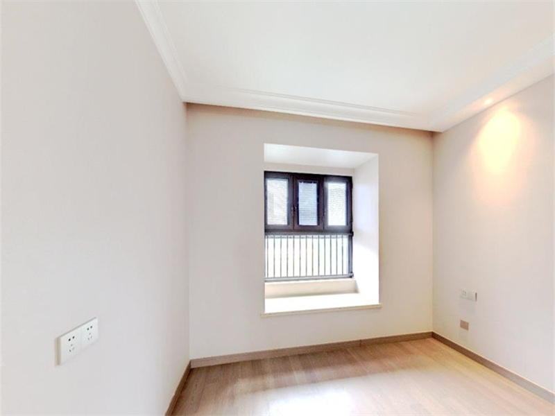 静海府 3室2厅2卫 128m²