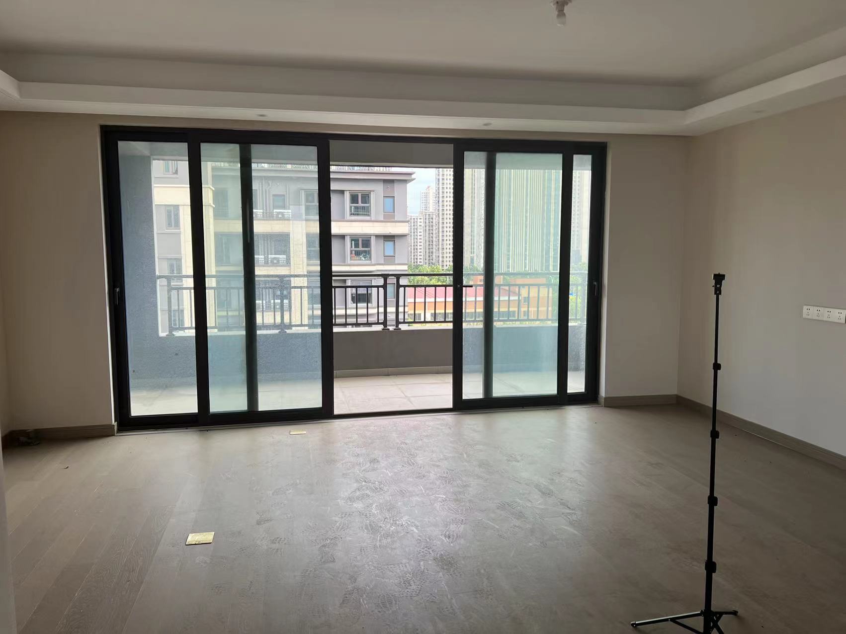 静海府 3室2厅2卫 128m&sup2;