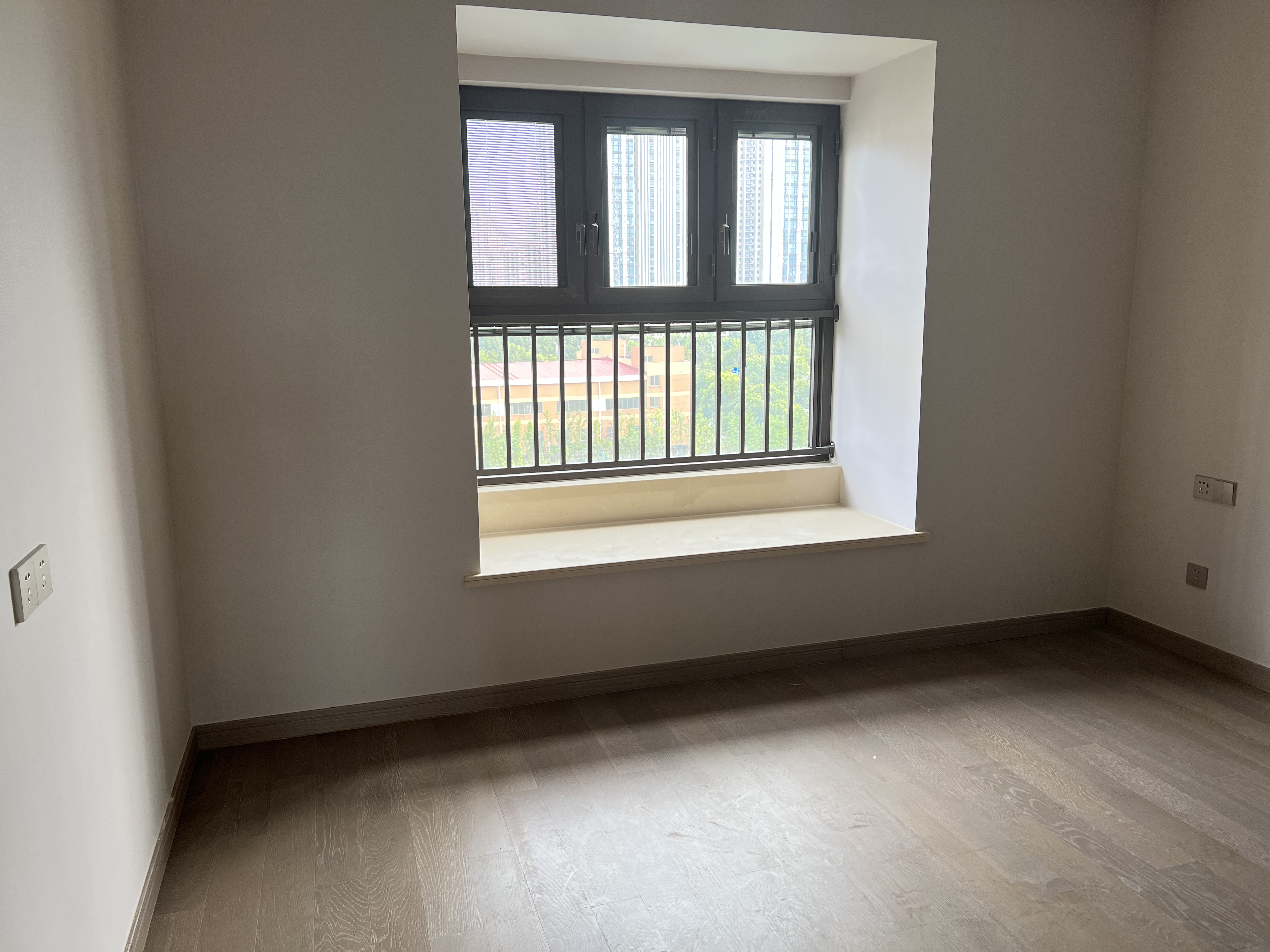静海府 3室2厅2卫 128m&sup2;