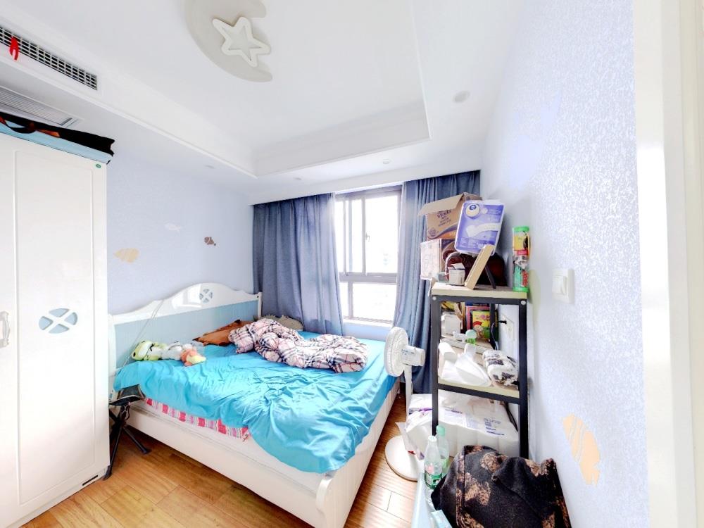 保利香槟国际 4室2厅2卫 136.77m&sup2;