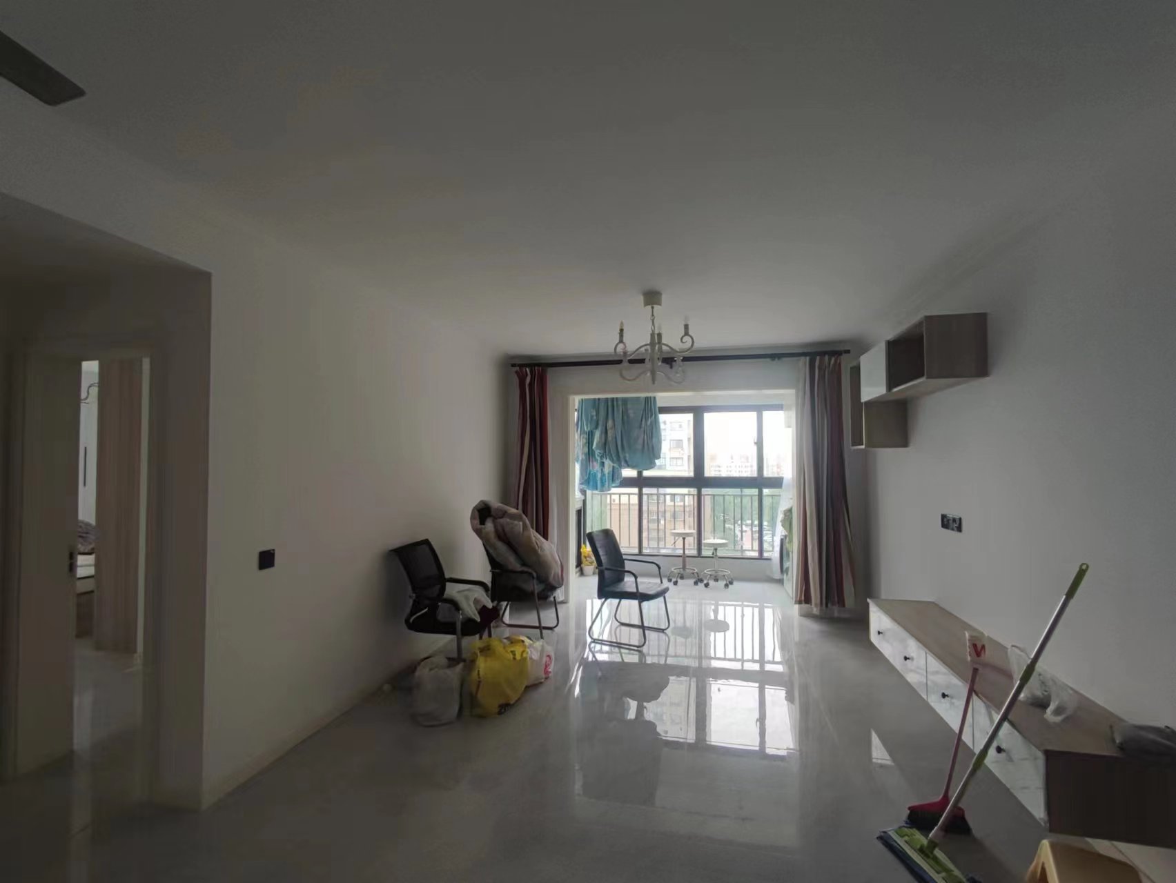 中海碧林湾 3室2厅1卫 128m&sup2;