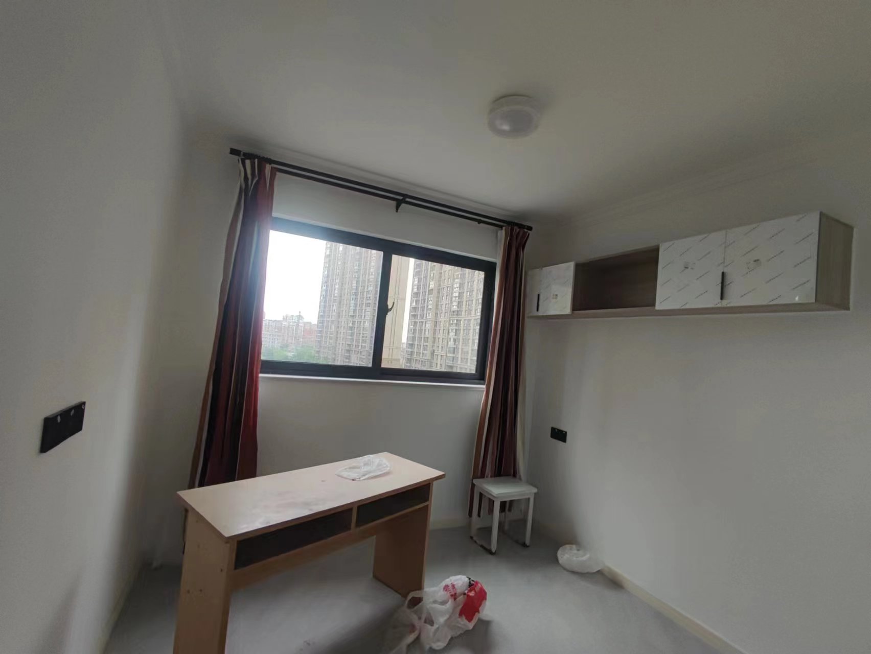 中海碧林湾 3室2厅1卫 128m&sup2;