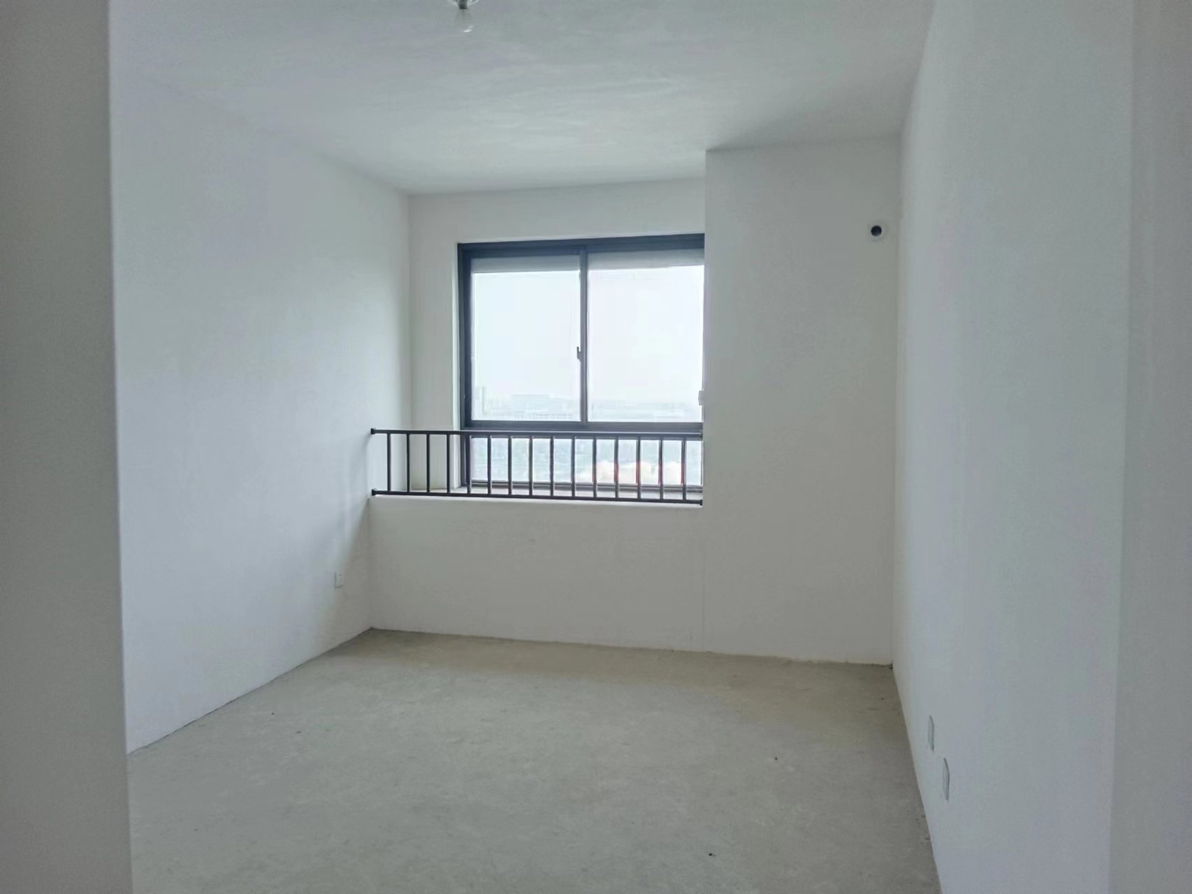 书香华府小区 3室2厅1卫 112m&sup2;