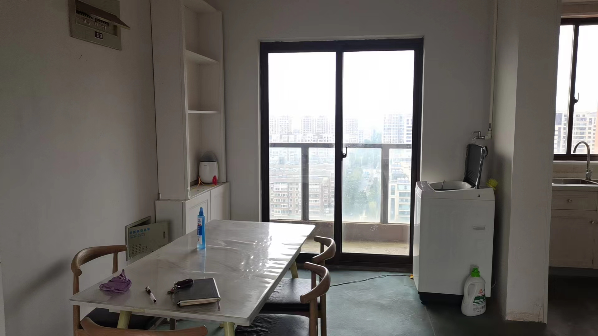 大唐金城 3室2厅1卫 99.00m&sup2;