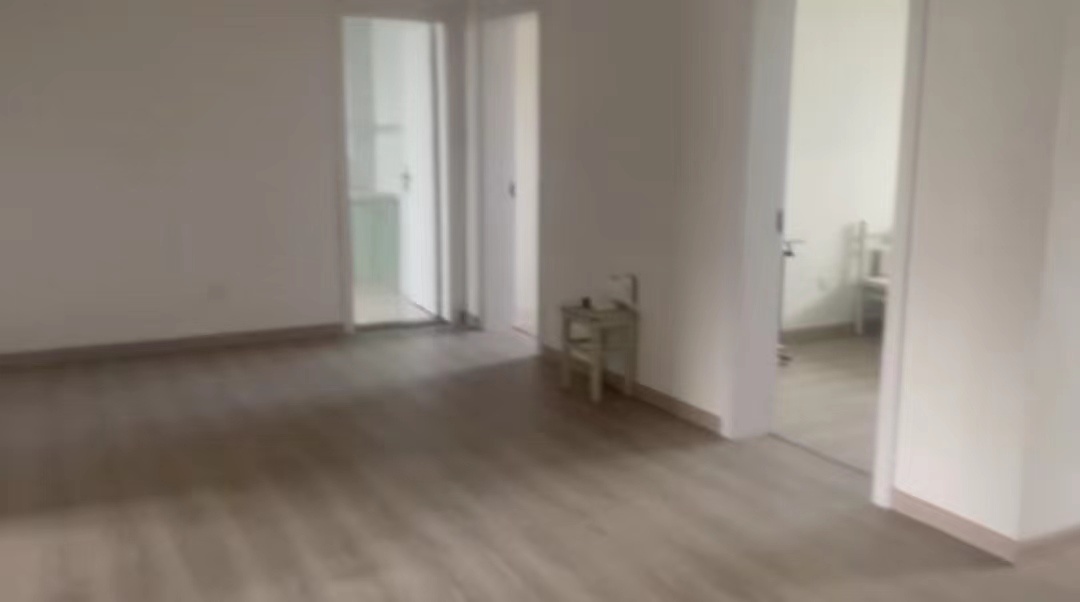 银河家园 3室2厅1卫 110m&sup2;