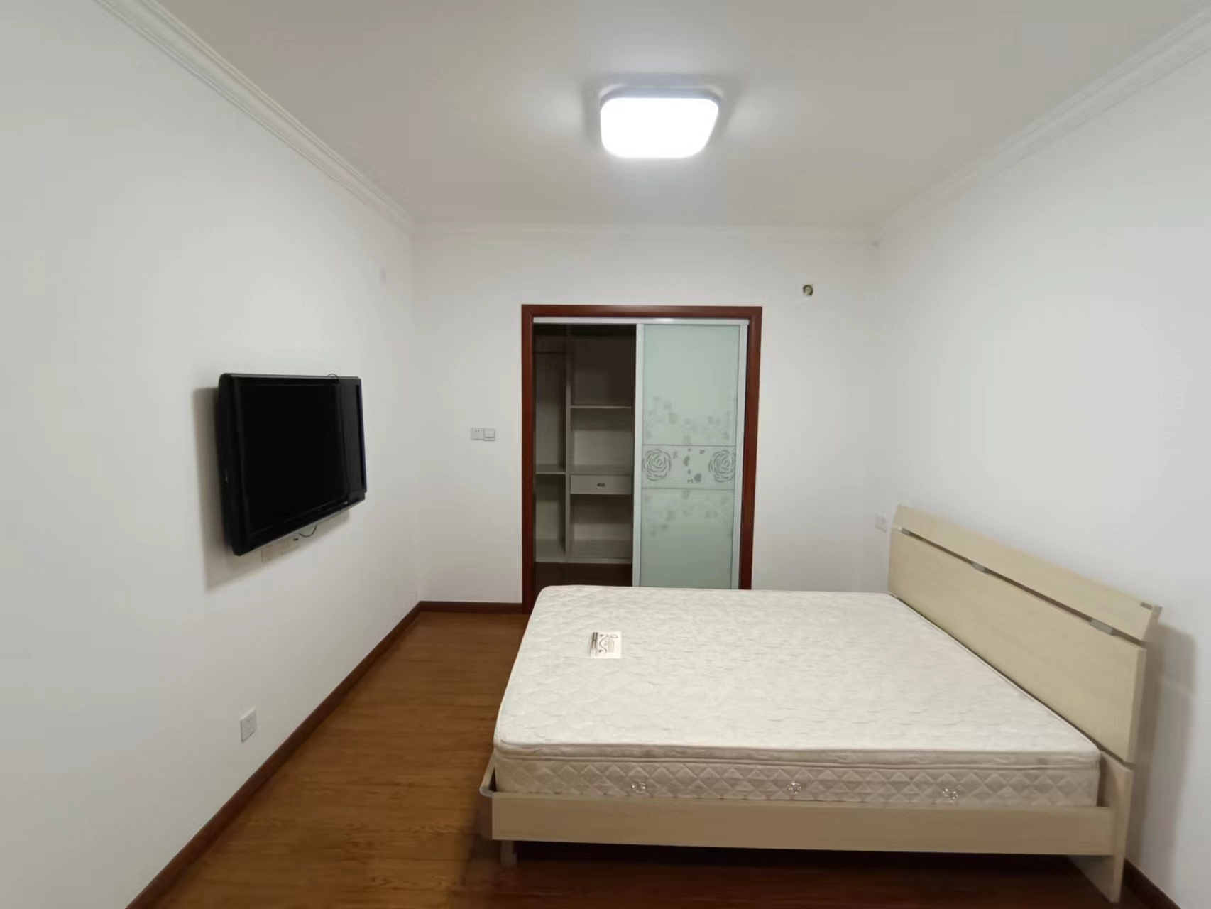 锦峰大厦 2室1厅1卫 83.11m&sup2;