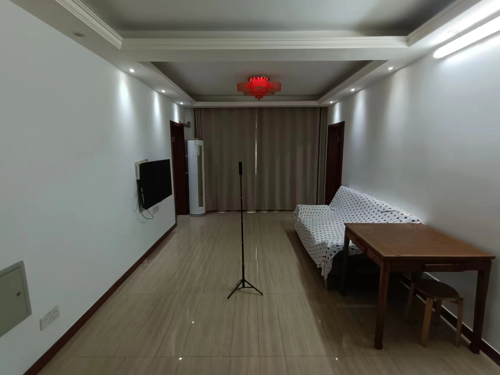 锦峰大厦 2室1厅1卫 83.11m&sup2;
