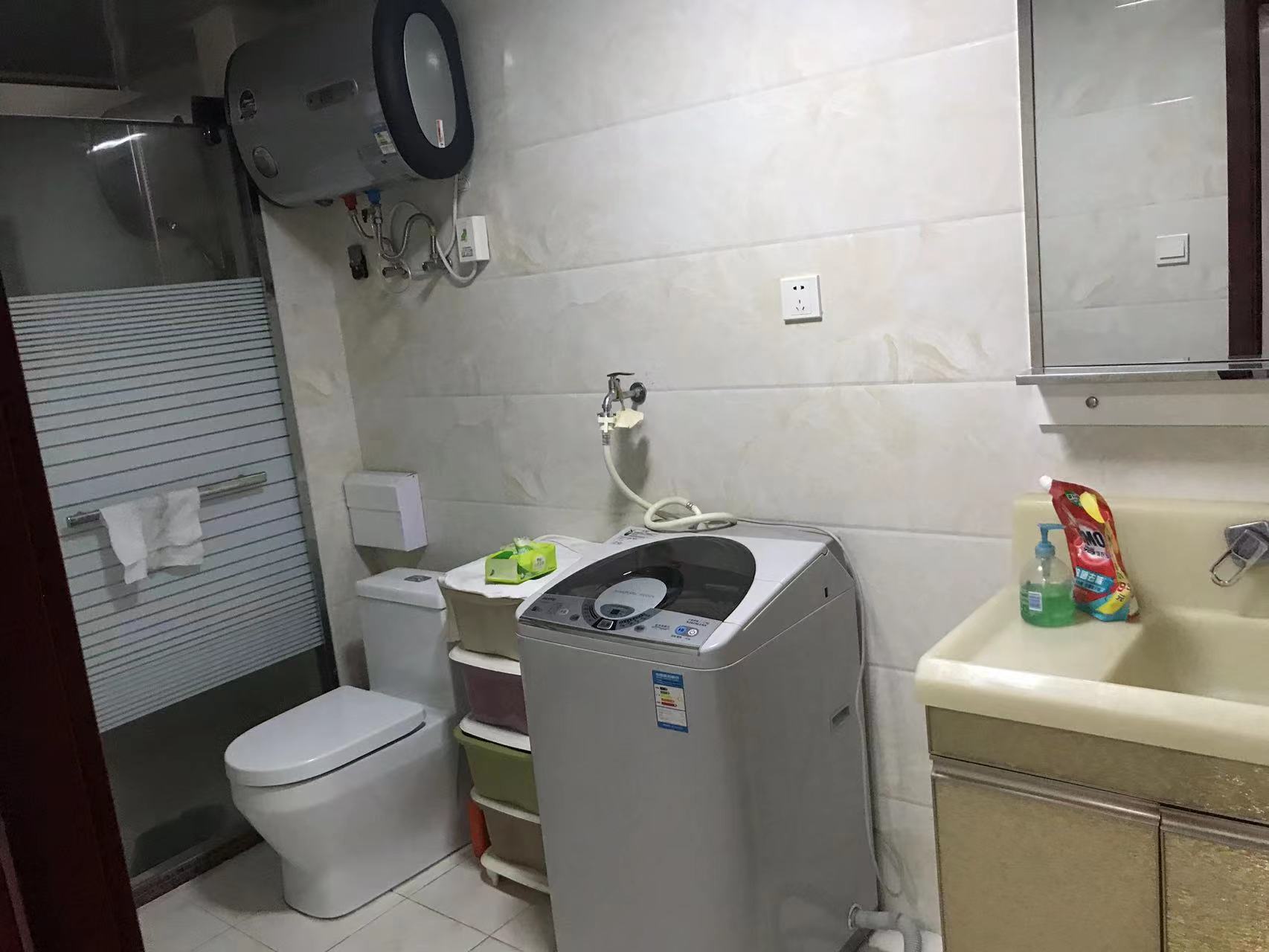 濠西园 3室2厅1卫 105m&sup2;