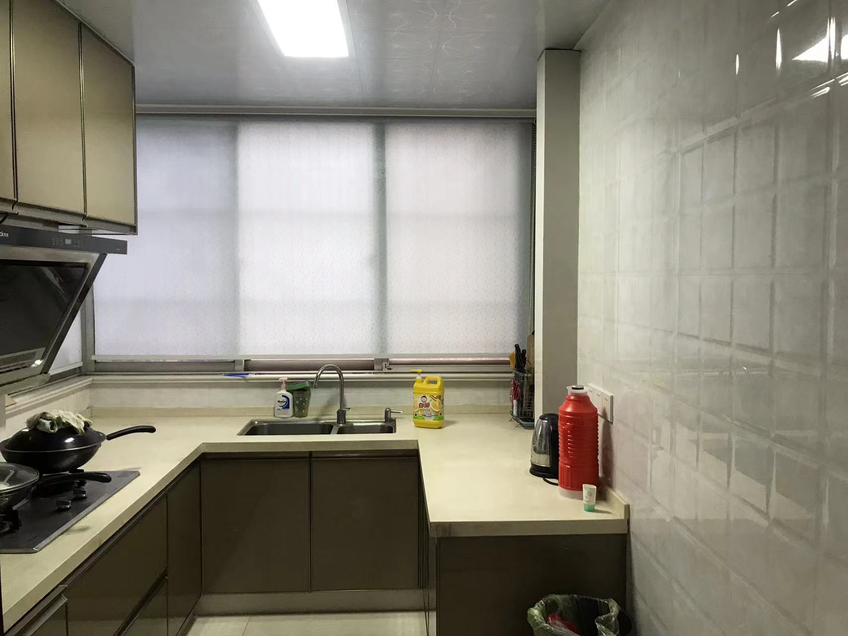 濠西园 3室2厅1卫 105m&sup2;