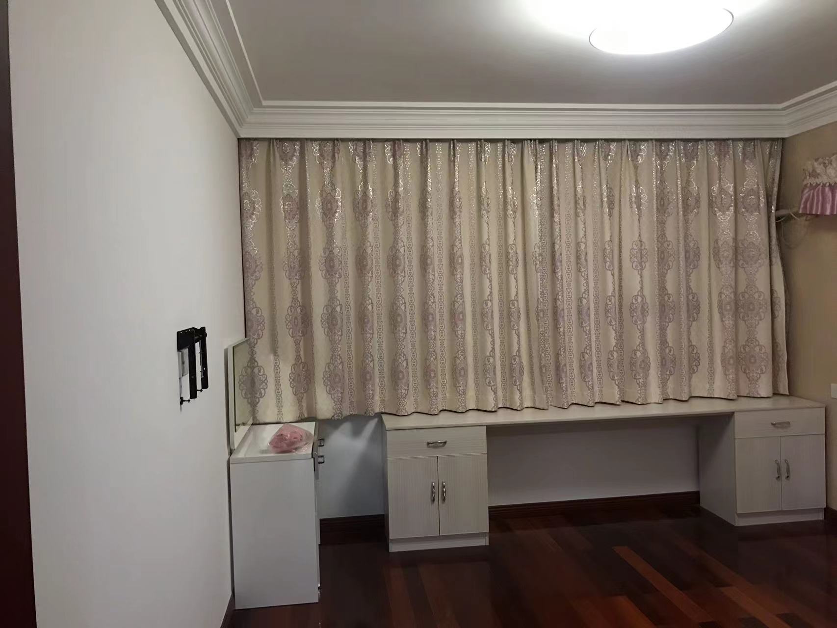 濠西园 3室2厅1卫 105m&sup2;