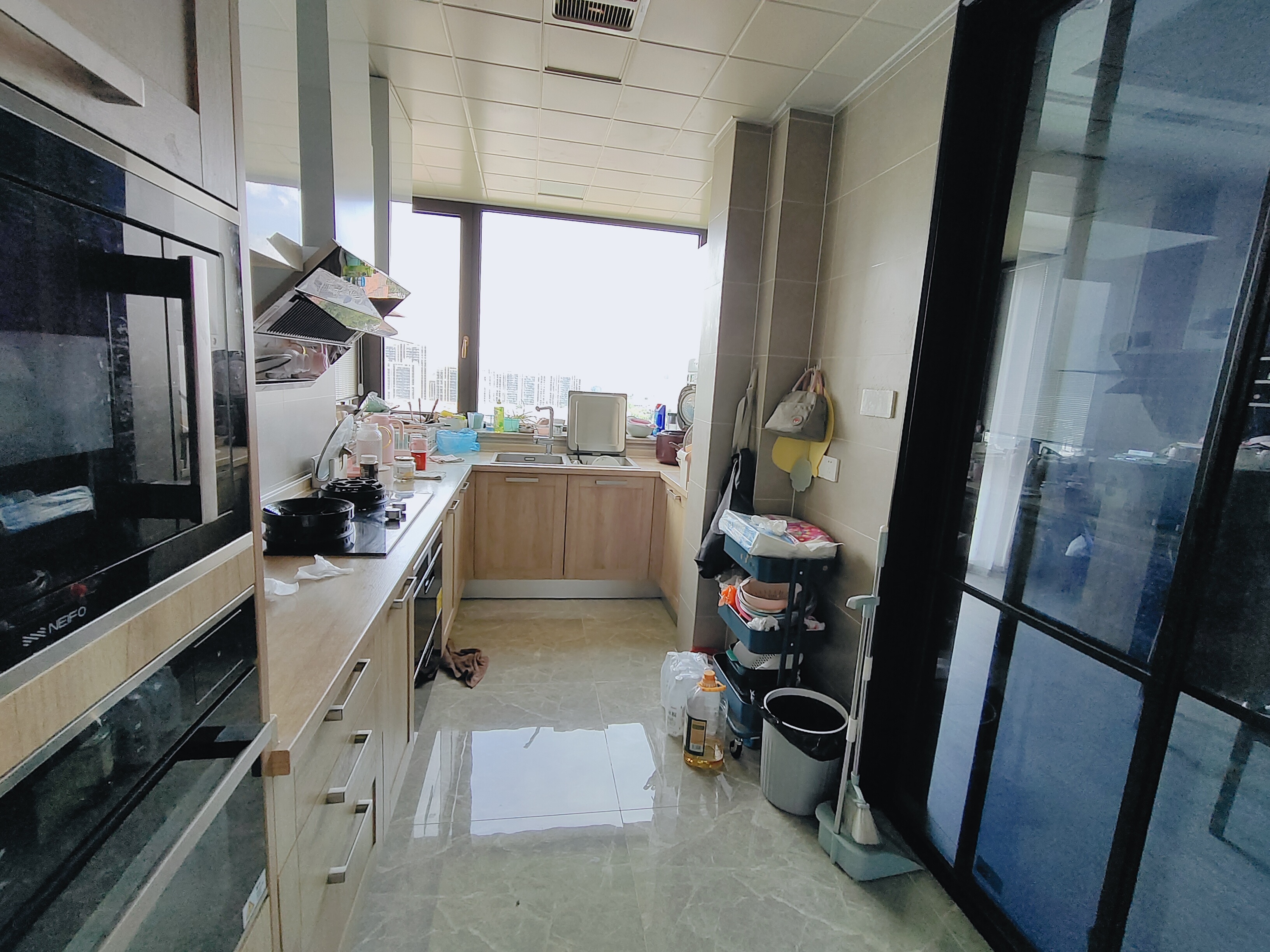 万濠世家 4室2厅2卫 180.04m&sup2;