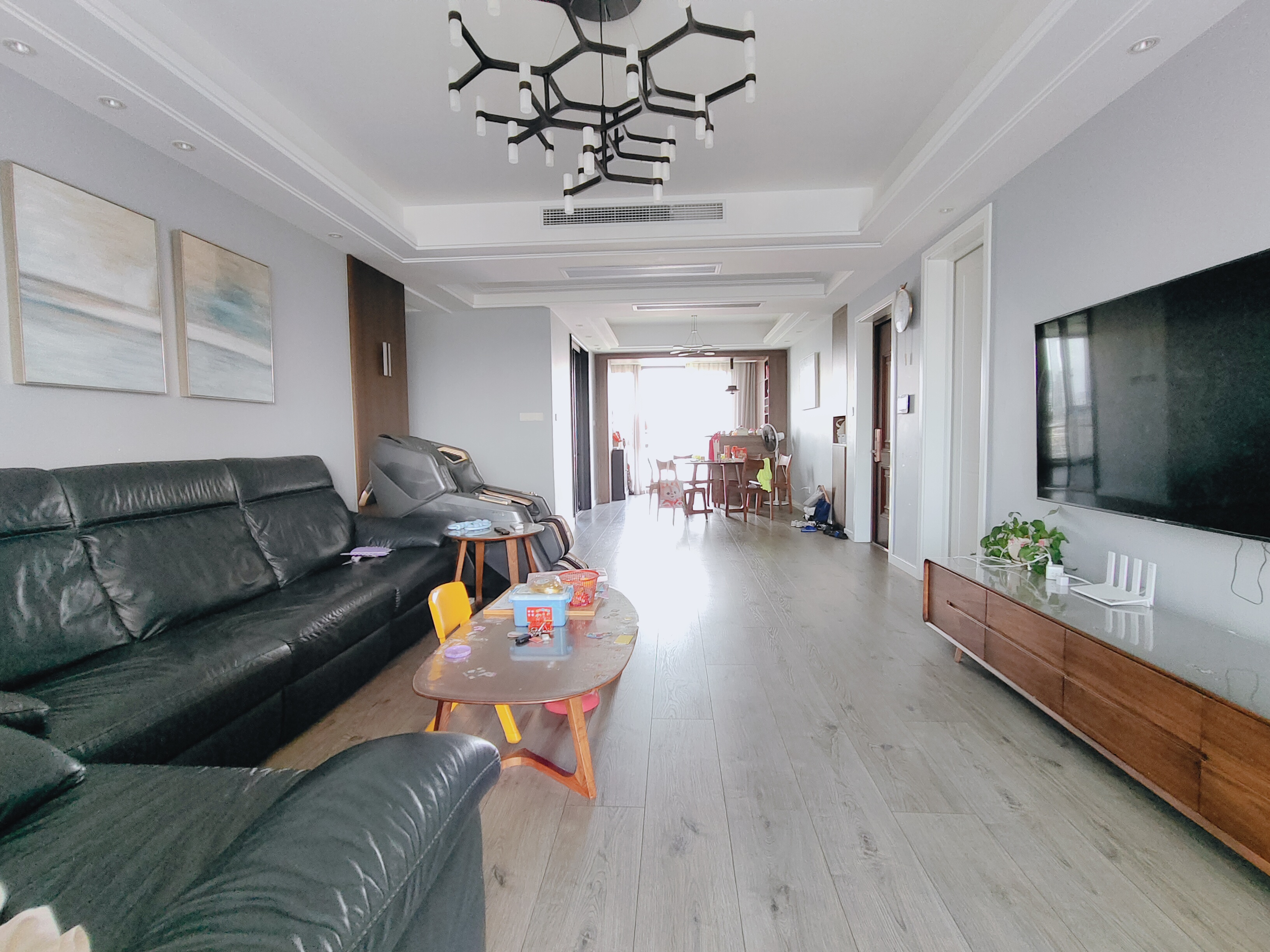 万濠世家 4室2厅2卫 180.04m²