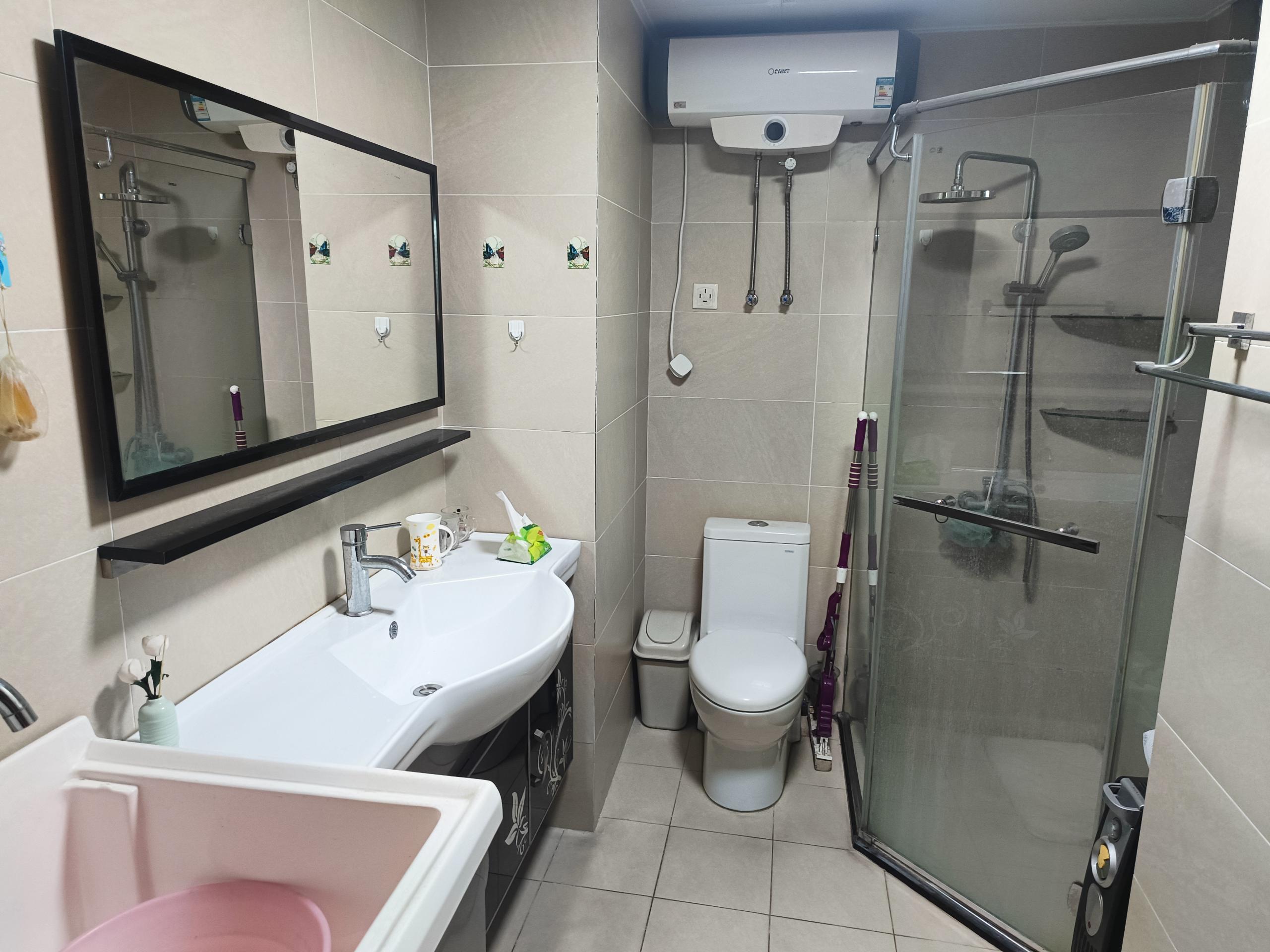 绿城玉兰公寓 3室2厅2卫 164.00m&sup2;