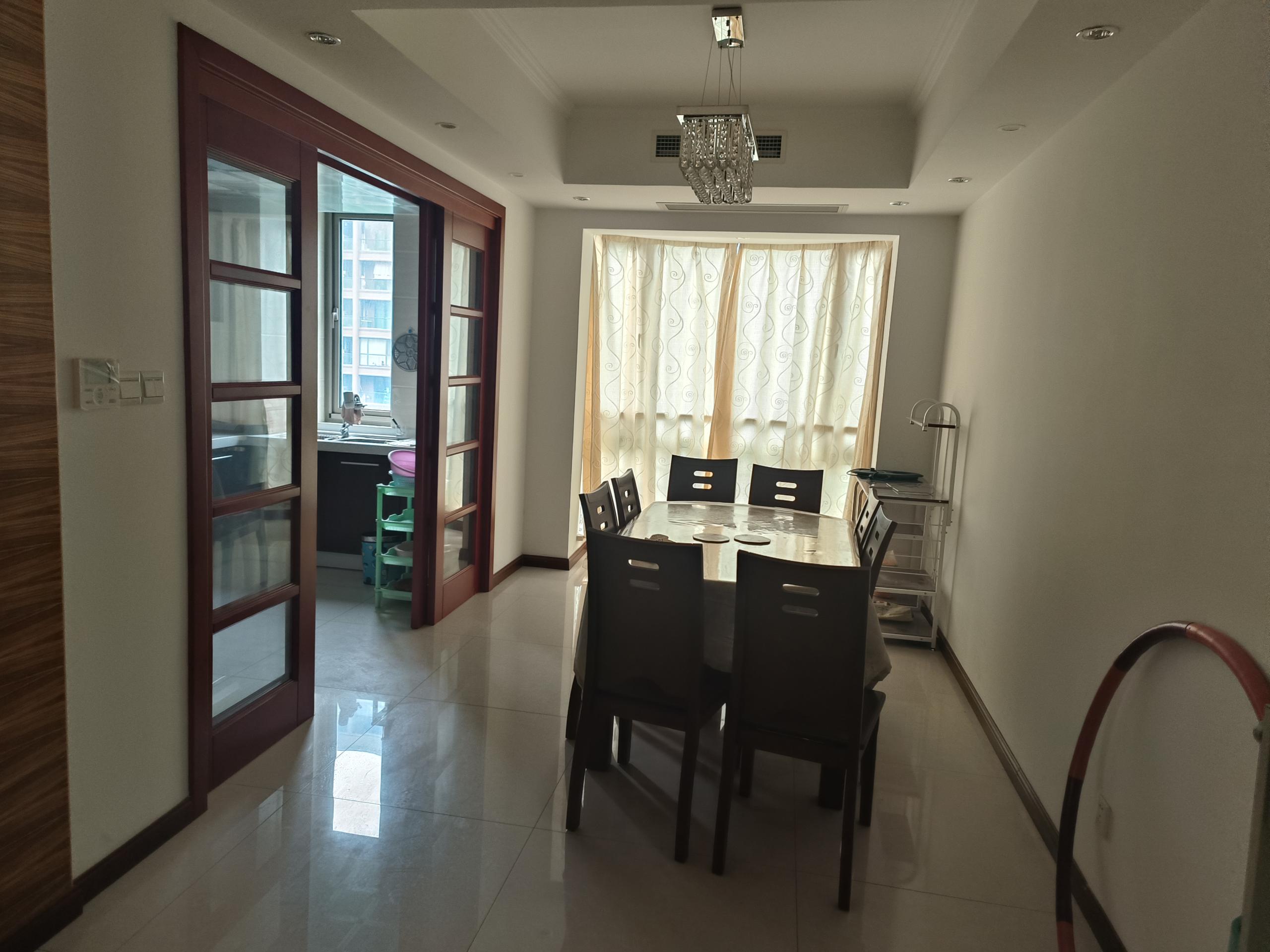 绿城玉兰公寓 3室2厅2卫 164.00m&sup2;