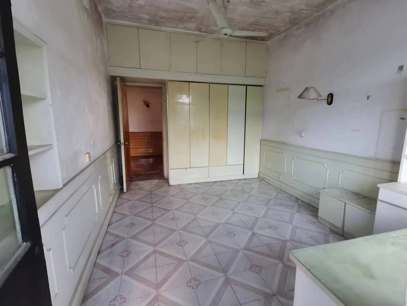 八角亭小区 2室2厅1卫 84.00m&sup2;