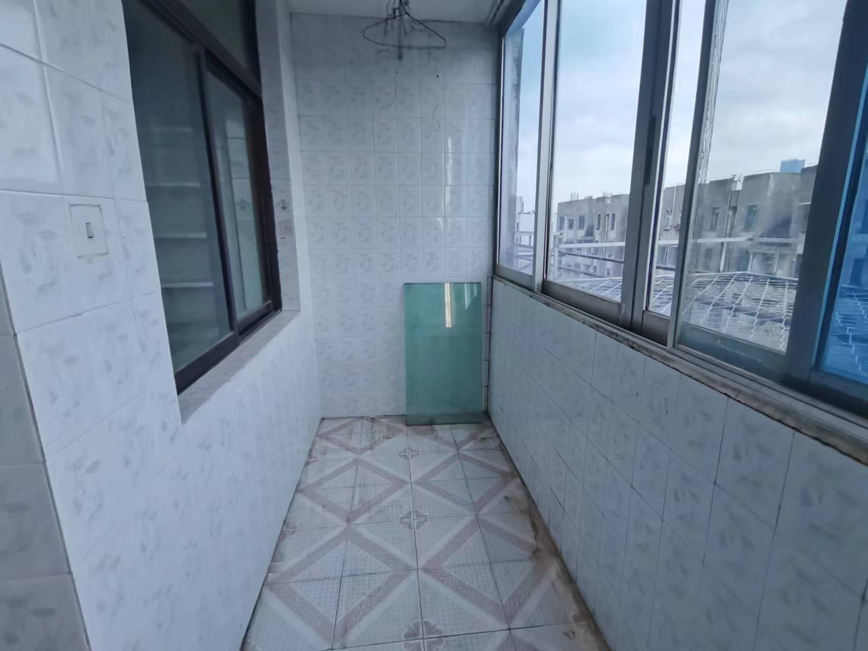 八角亭小区 2室2厅1卫 84.00m&sup2;