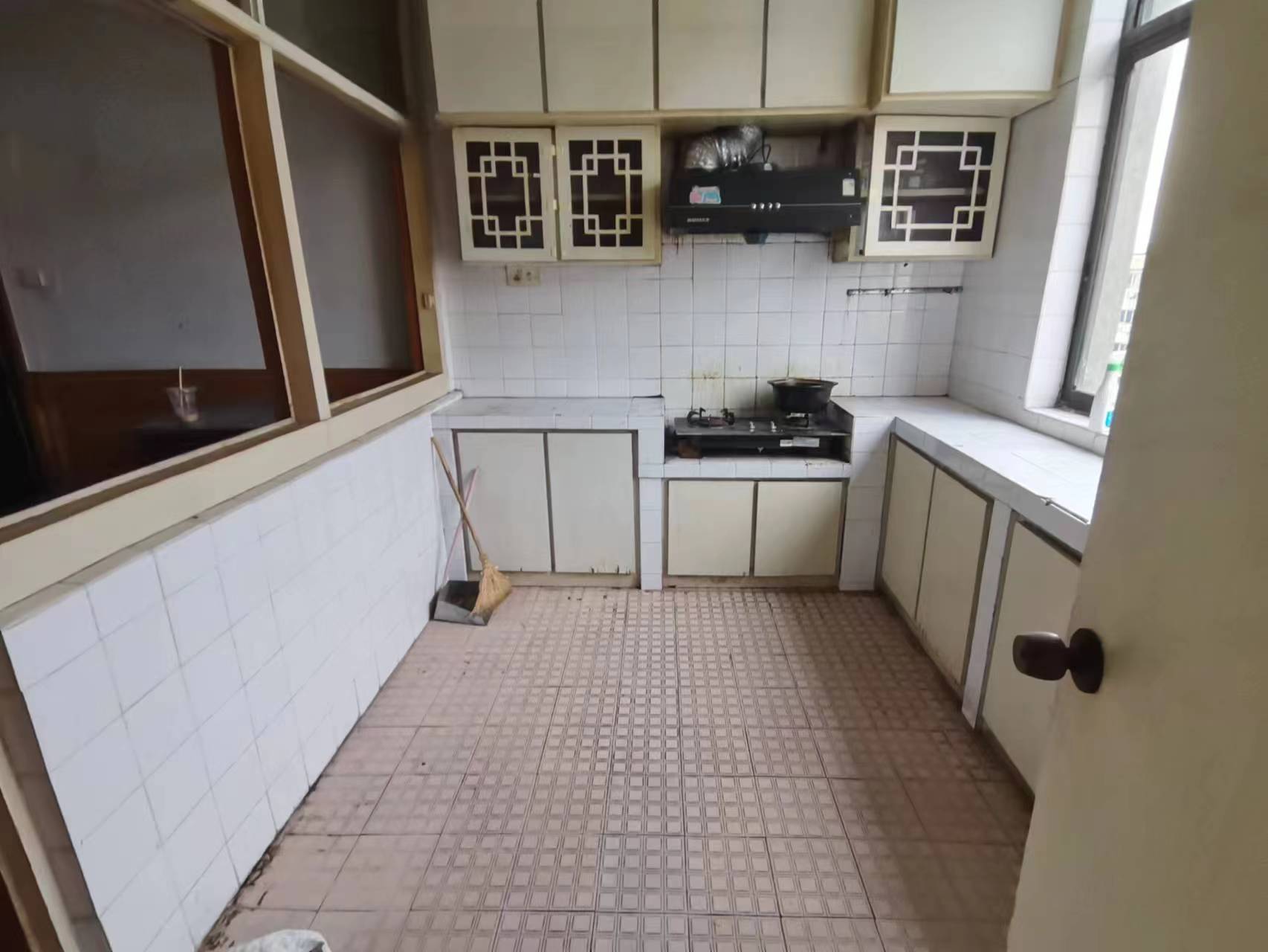 八角亭小区 2室2厅1卫 84.00m&sup2;