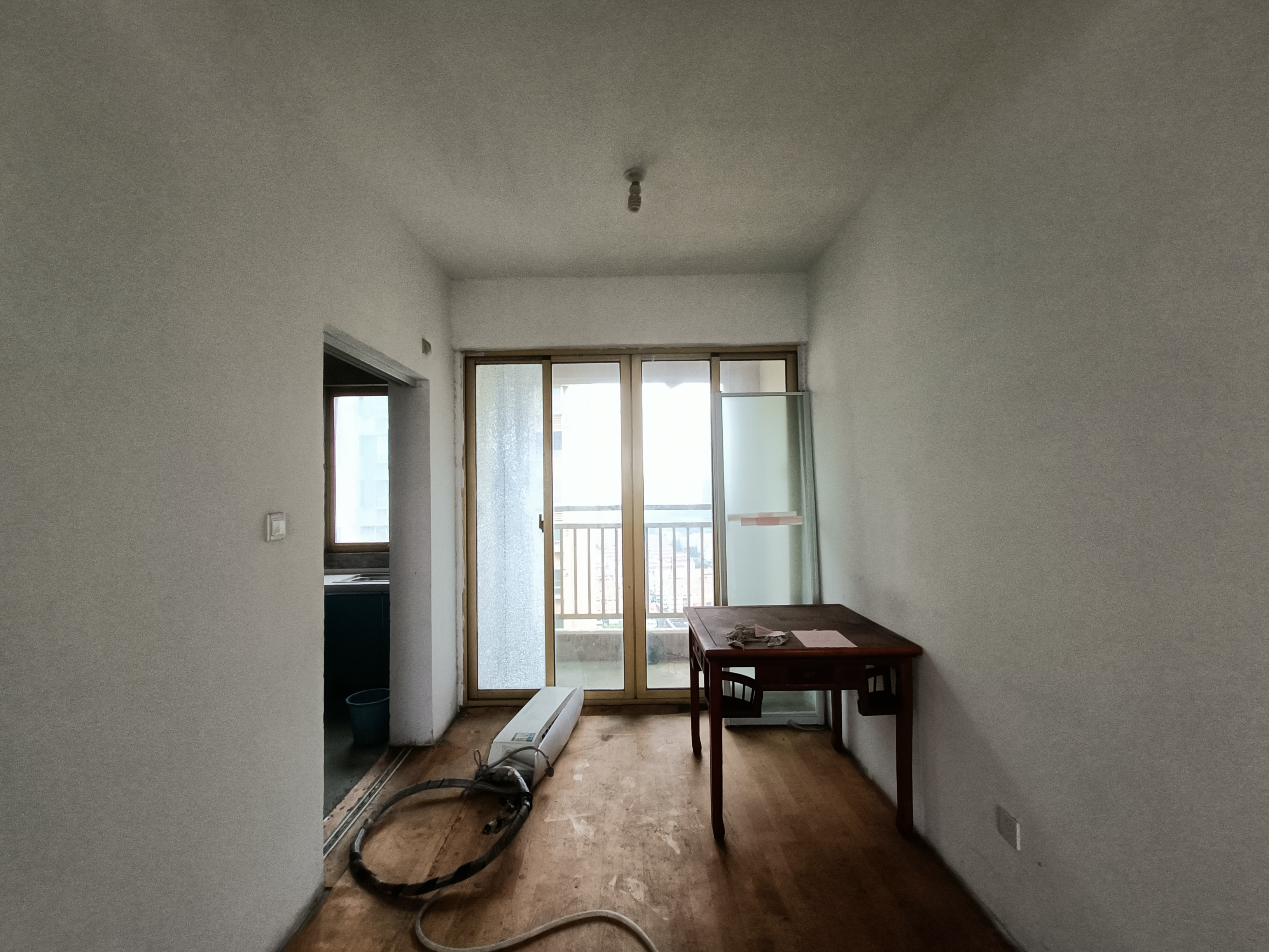 尚海湾 2室2厅1卫 100m&sup2;