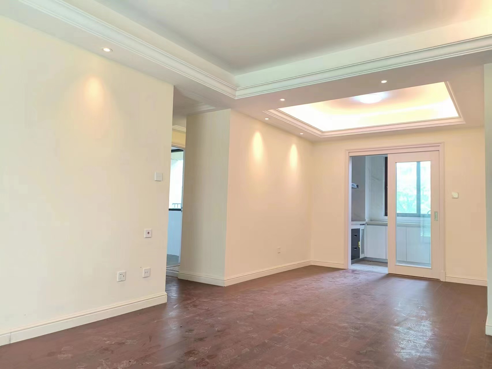 红星天铂 4室2厅2卫 128m&sup2;