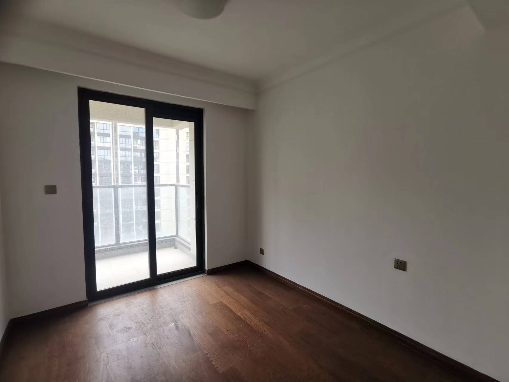 雍华府 3室2厅2卫 114.96m&sup2;
