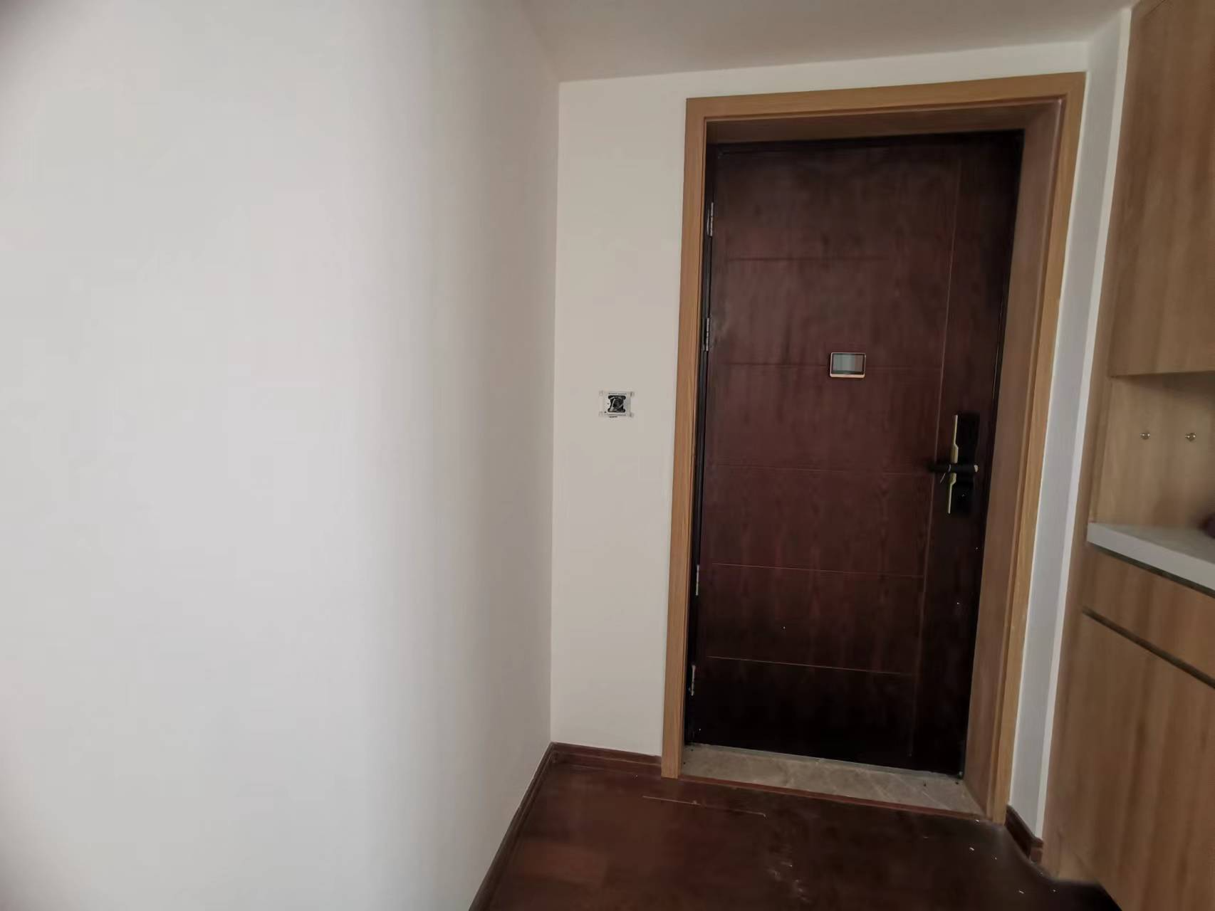 雍华府 3室2厅2卫 114.96m&sup2;