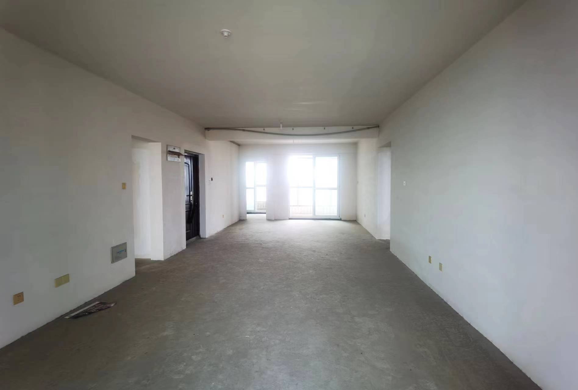 中港城世家 4室2厅2卫 188m²