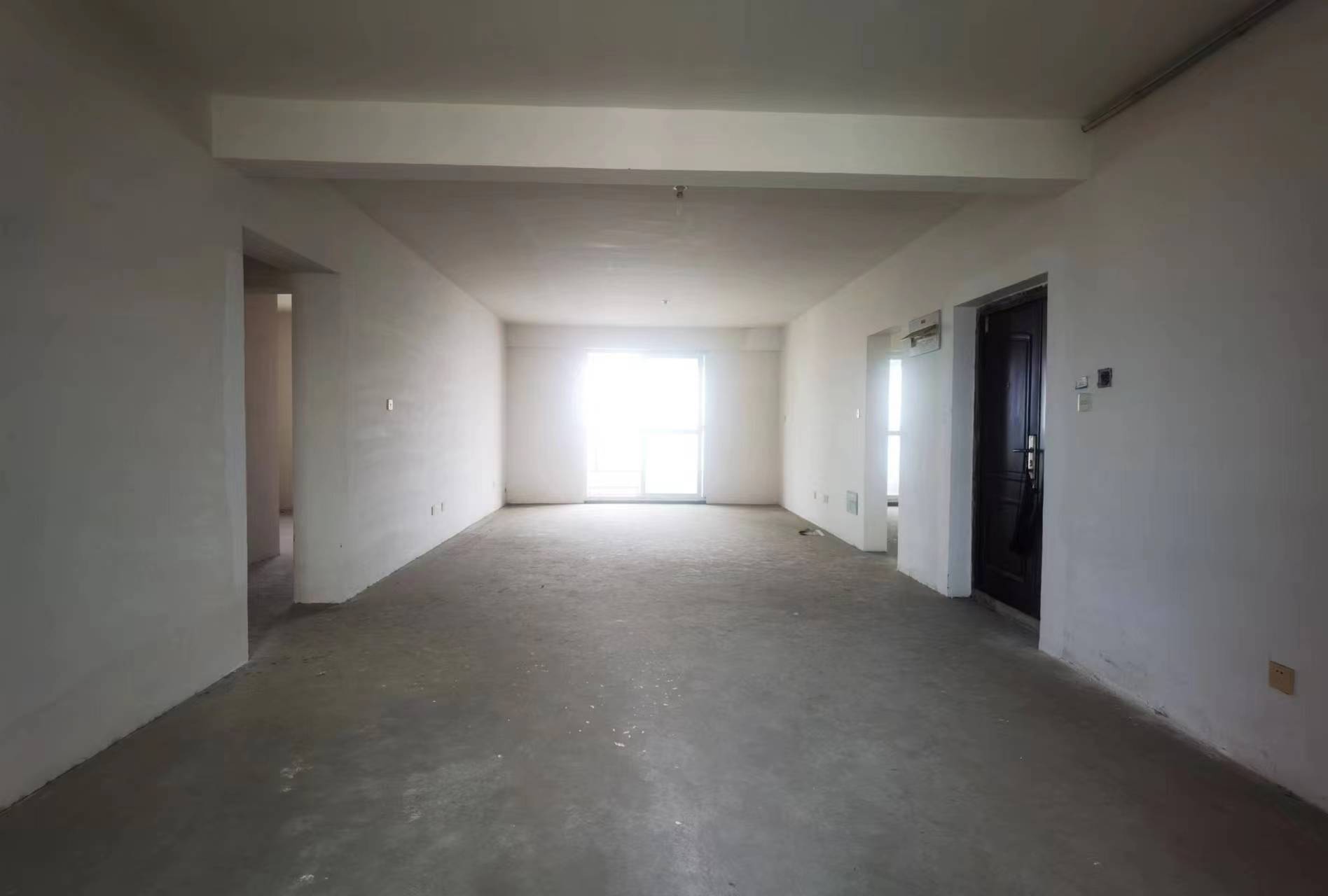 中港城世家 4室2厅2卫 188m&sup2;