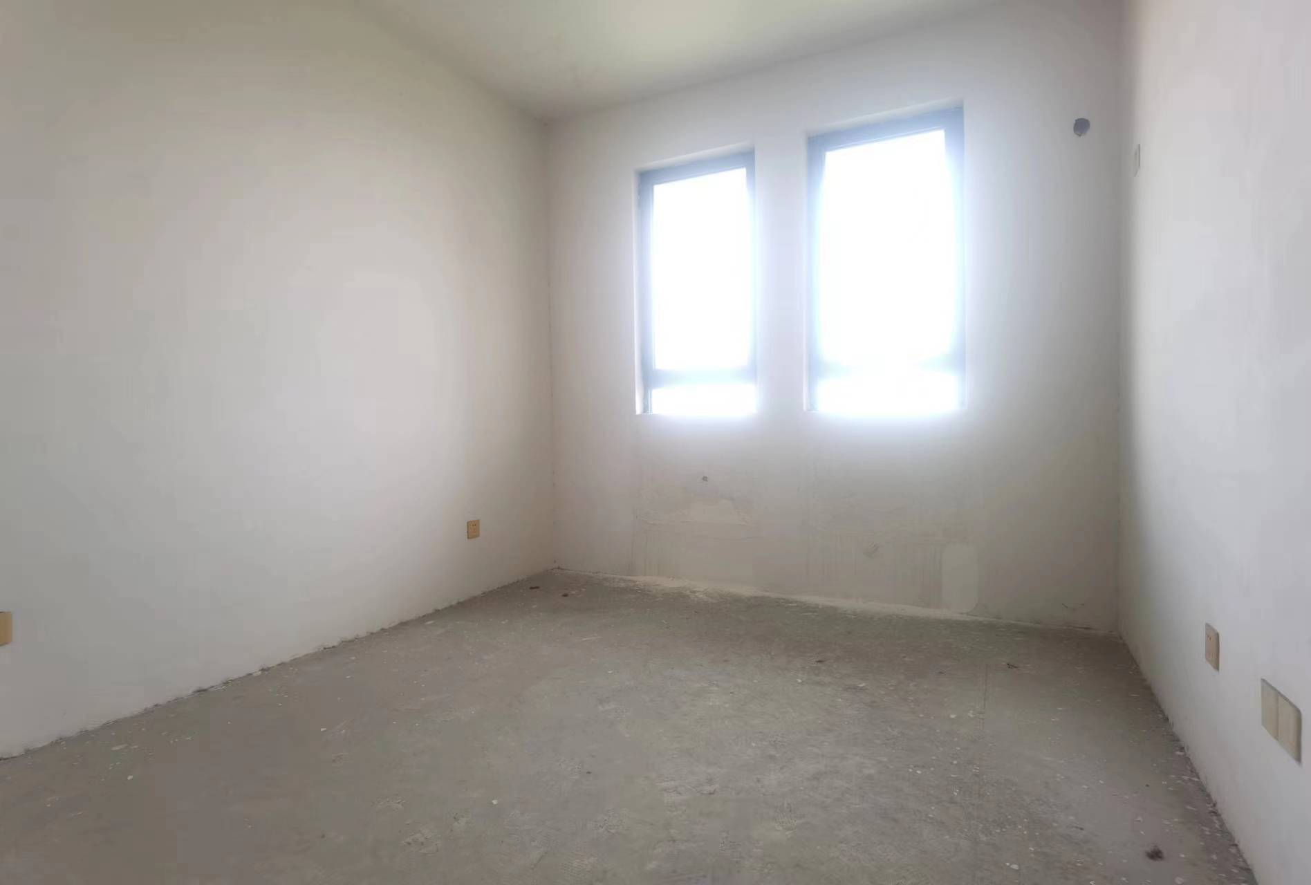 中港城世家 4室2厅2卫 188m&sup2;