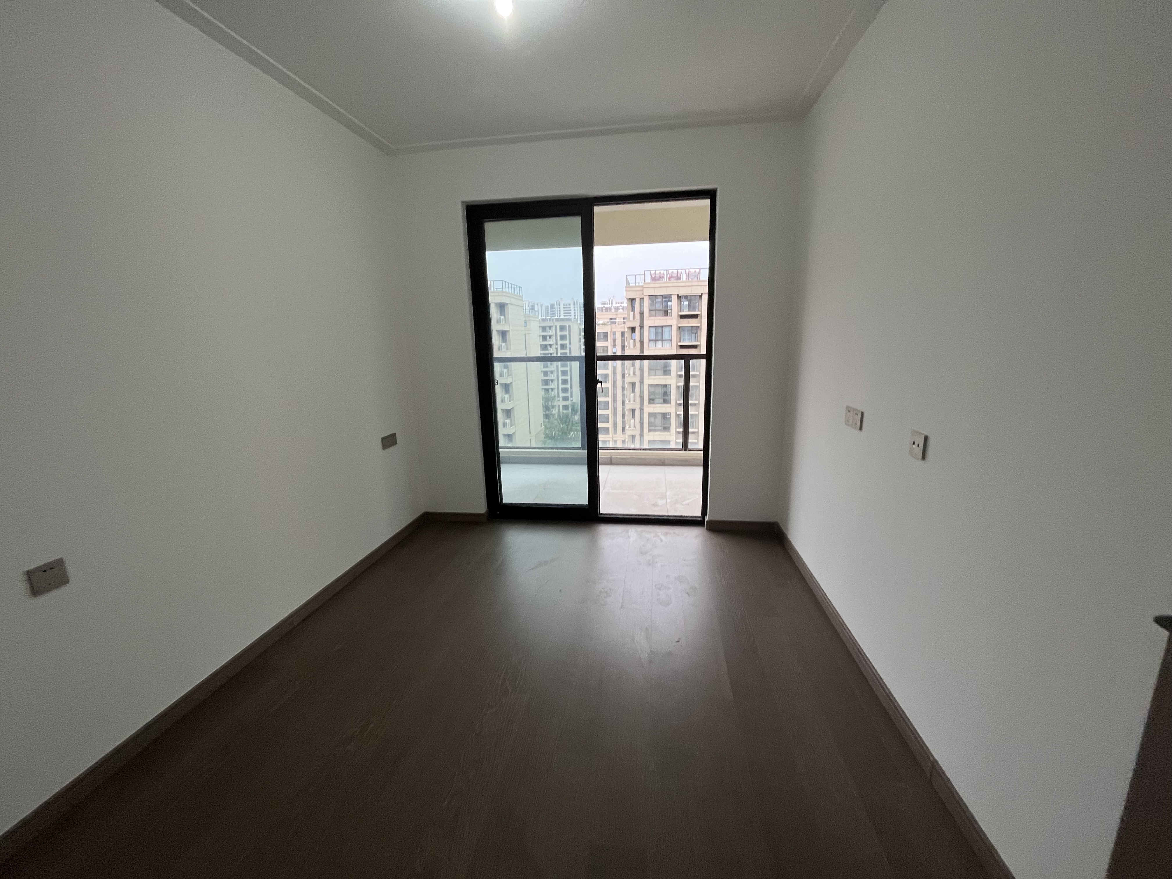 时光漫城 4室2厅2卫 145.00m&sup2;