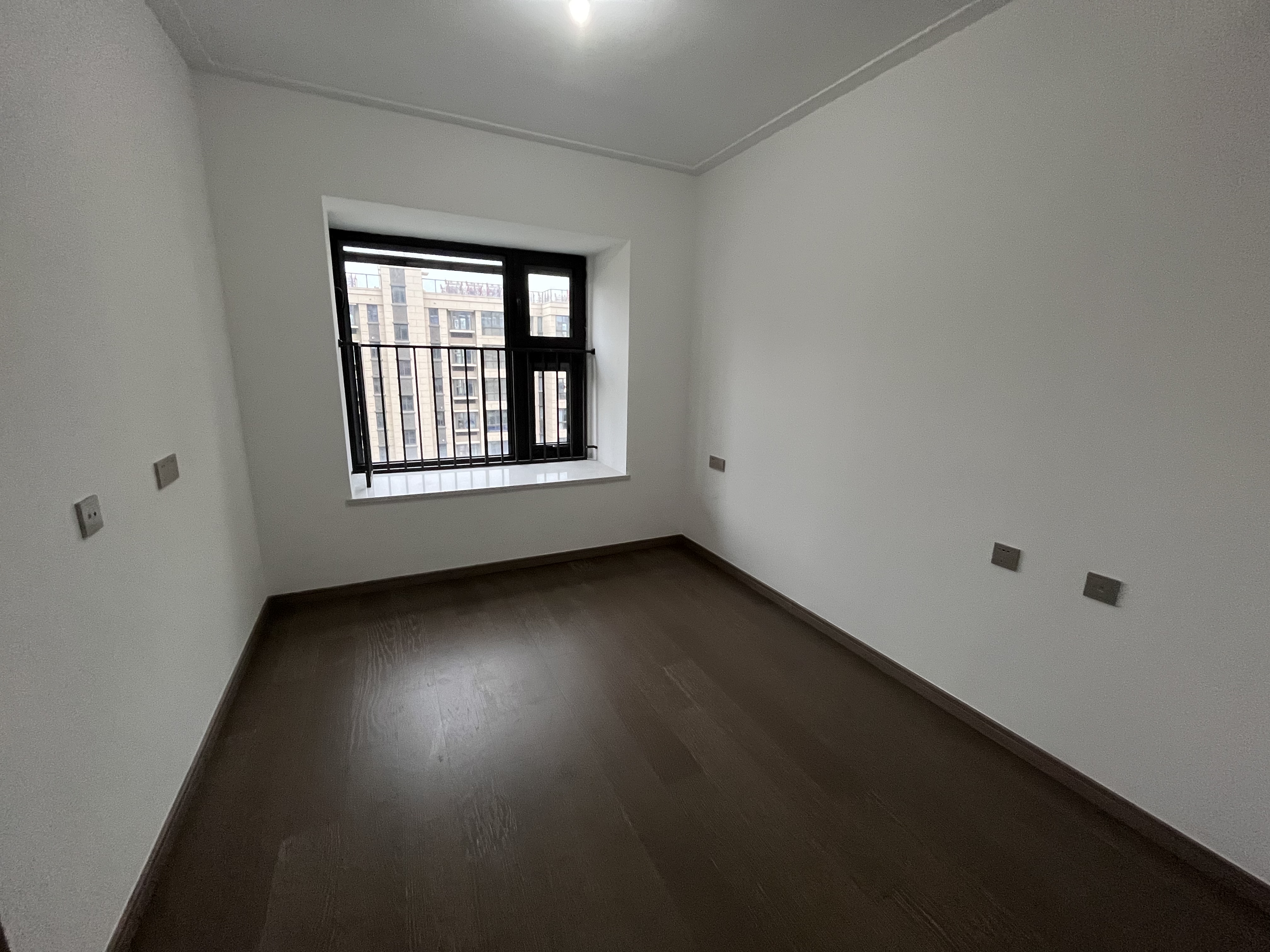 时光漫城 4室2厅2卫 145.00m&sup2;