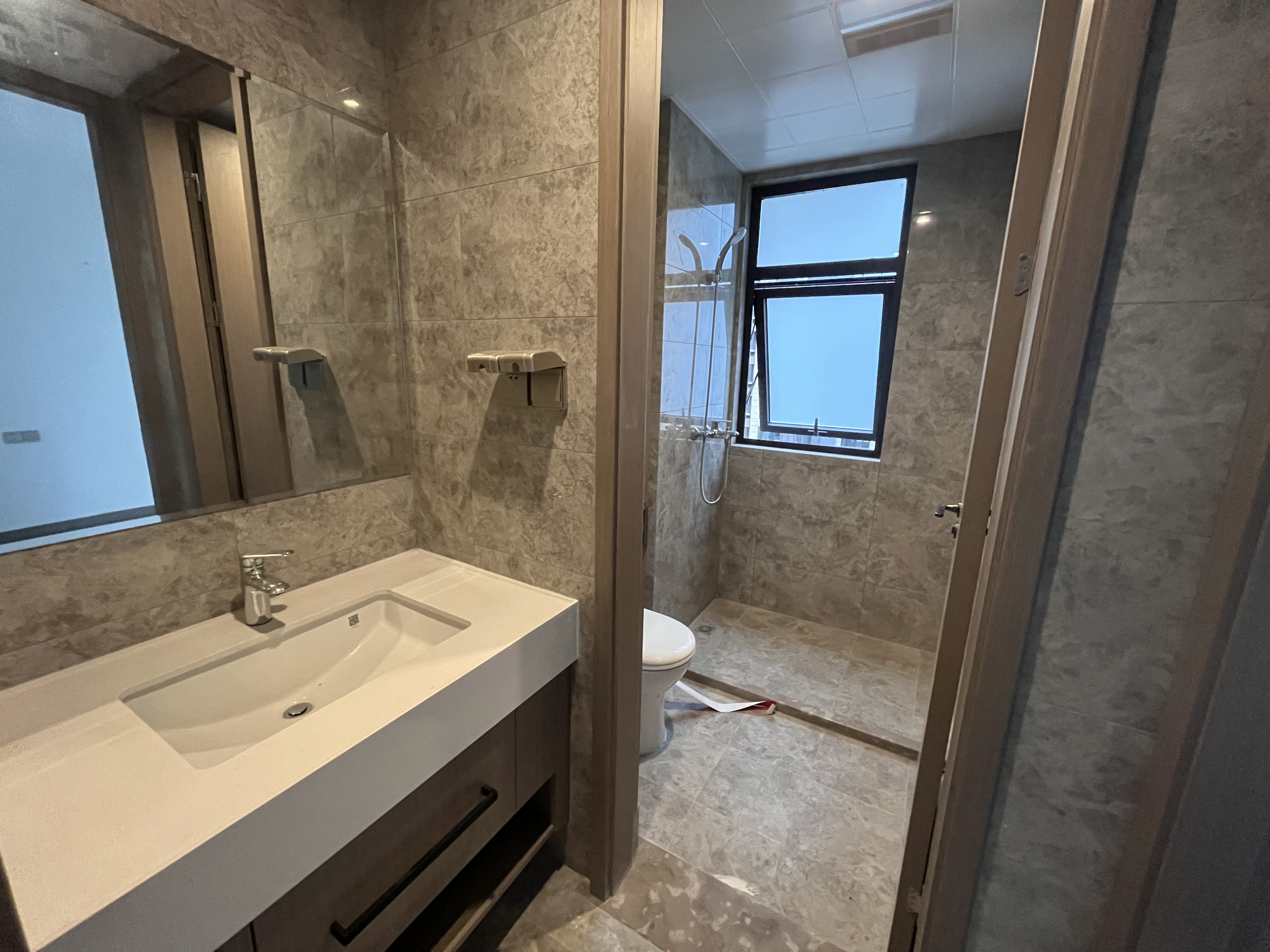 时光漫城 4室2厅2卫 145.00m&sup2;